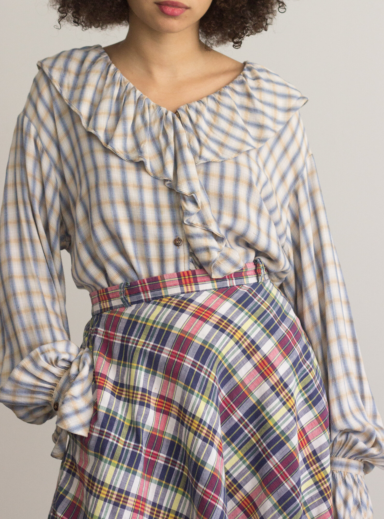 plaid ruffle top (2 of 3).jpg