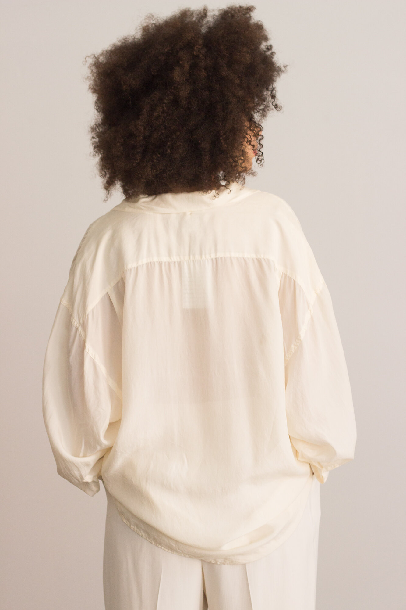 creme silk top (3 of 3).jpg