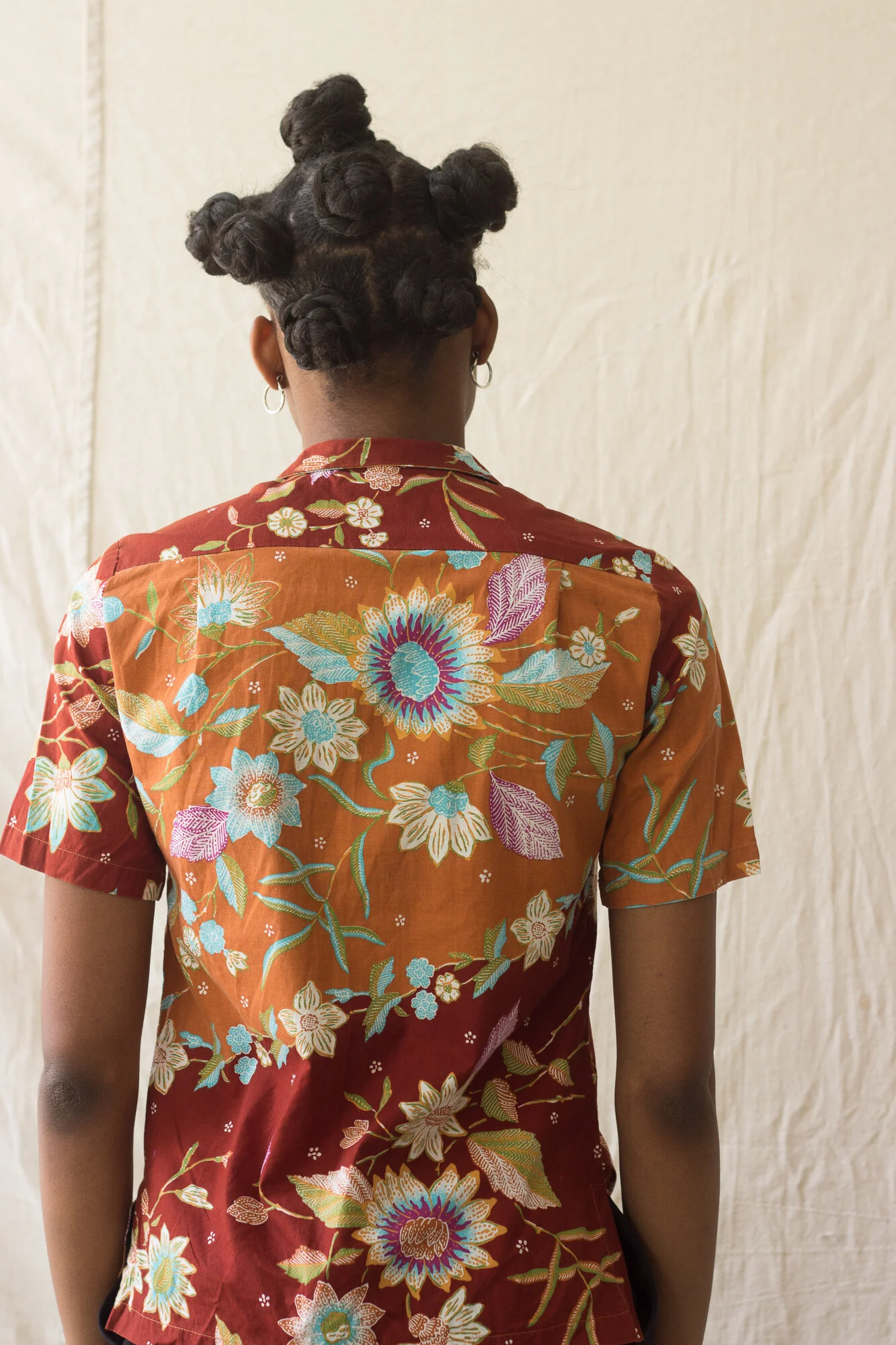 ellen tracy top (1 of 1).jpg