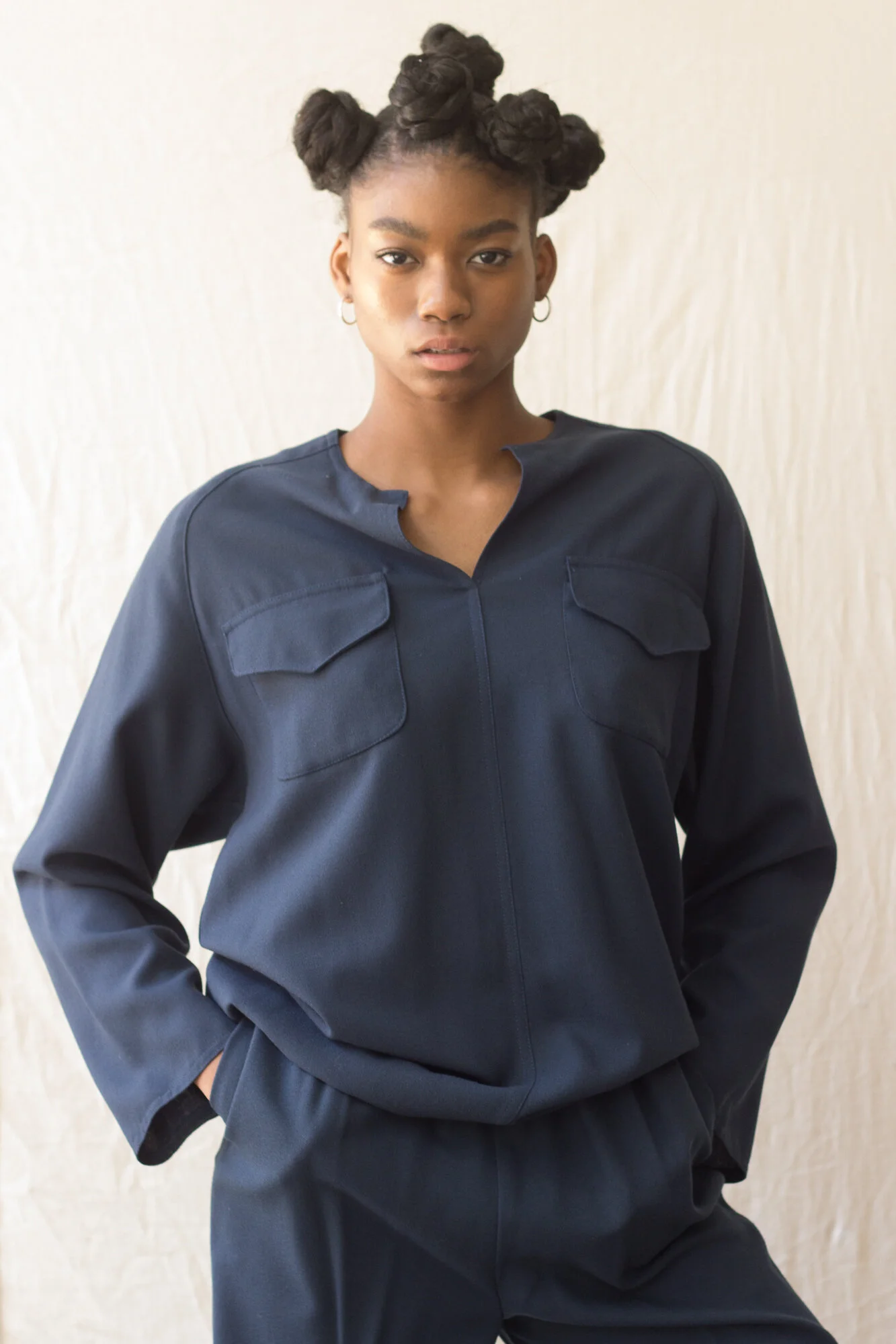 navy crepe 2 pc (3 of 4).jpg