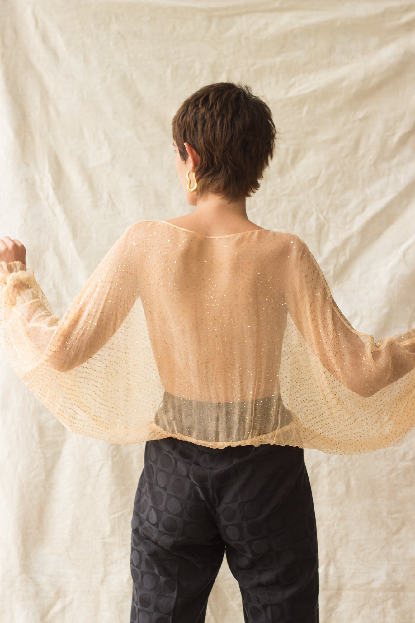 ACA 1970s Peach Chiffon Glitter Balloon Blouse