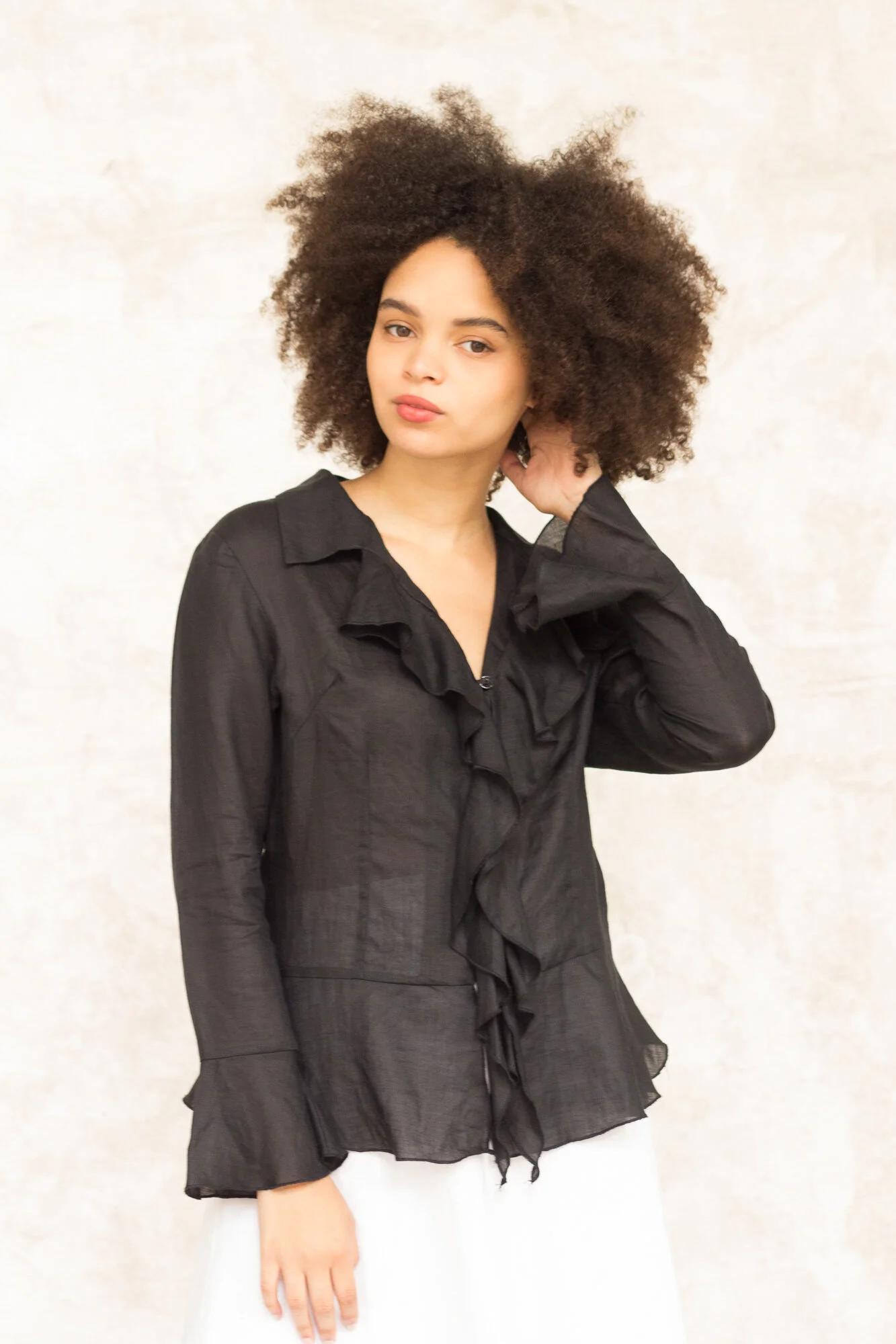 linen ruffle (1 of 3).jpg