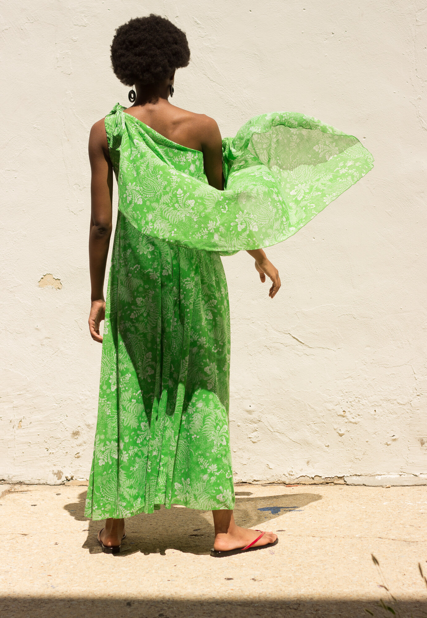 green one shoulder (5 of 5).jpg