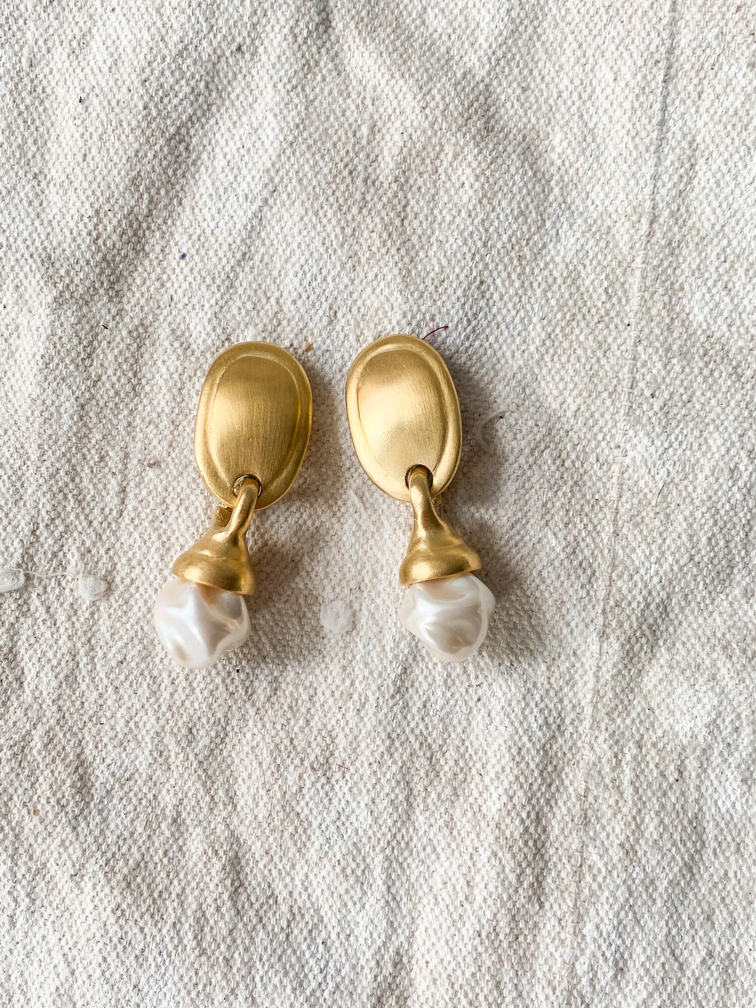 baroque pearl (1 of 2).jpg