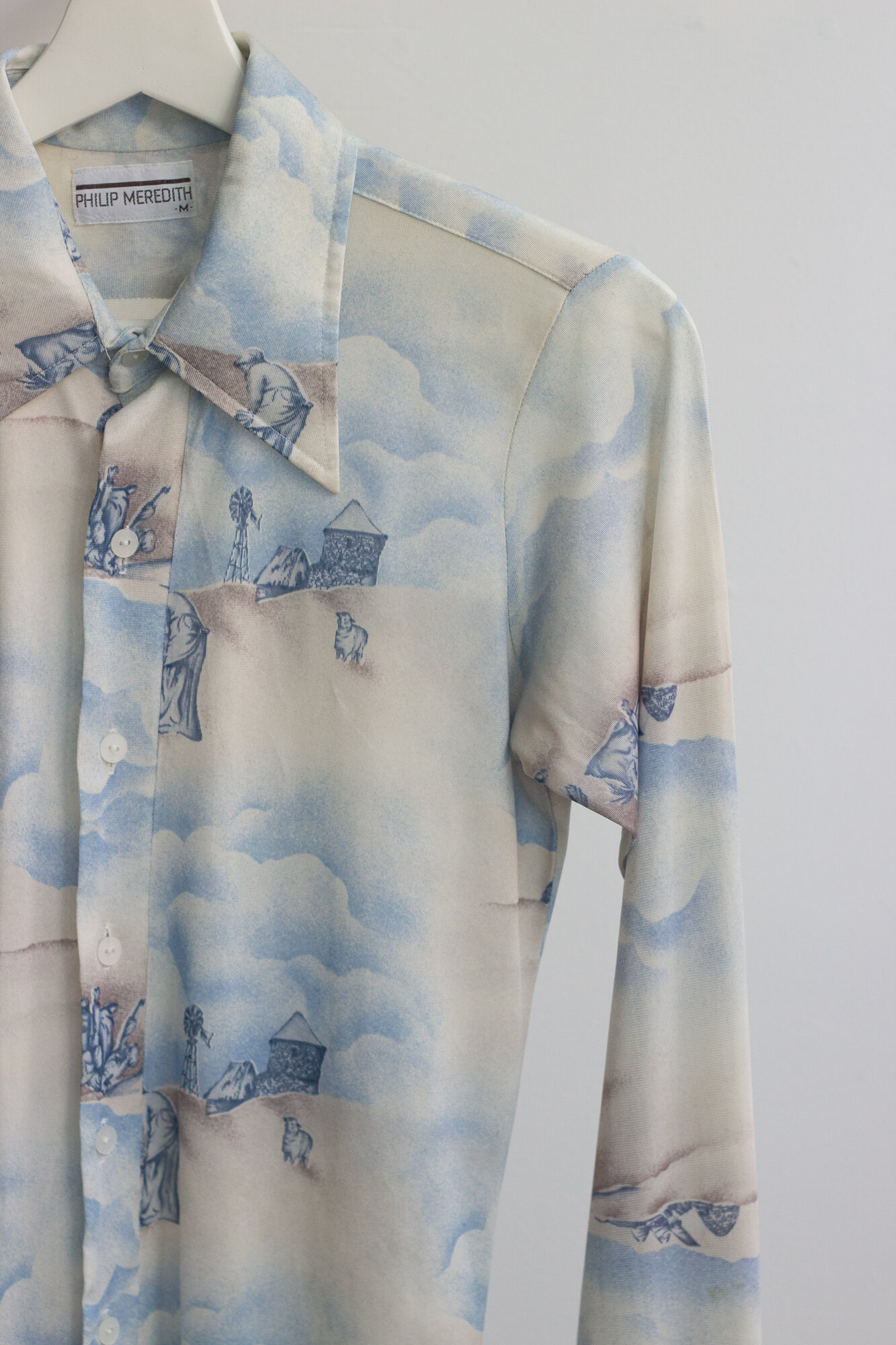 1970s Cloud and Pasture Print Slim Button Down