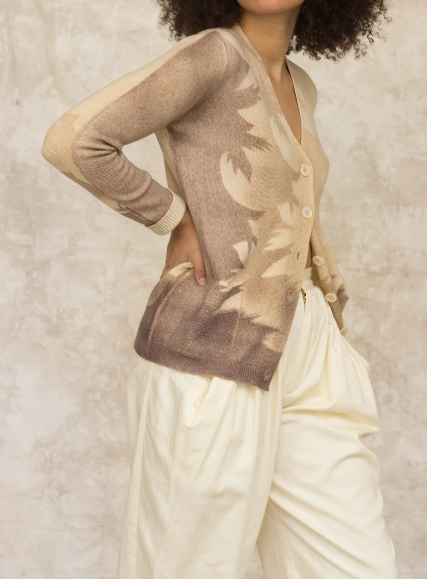 balloon pants plus top (3 of 10).jpg