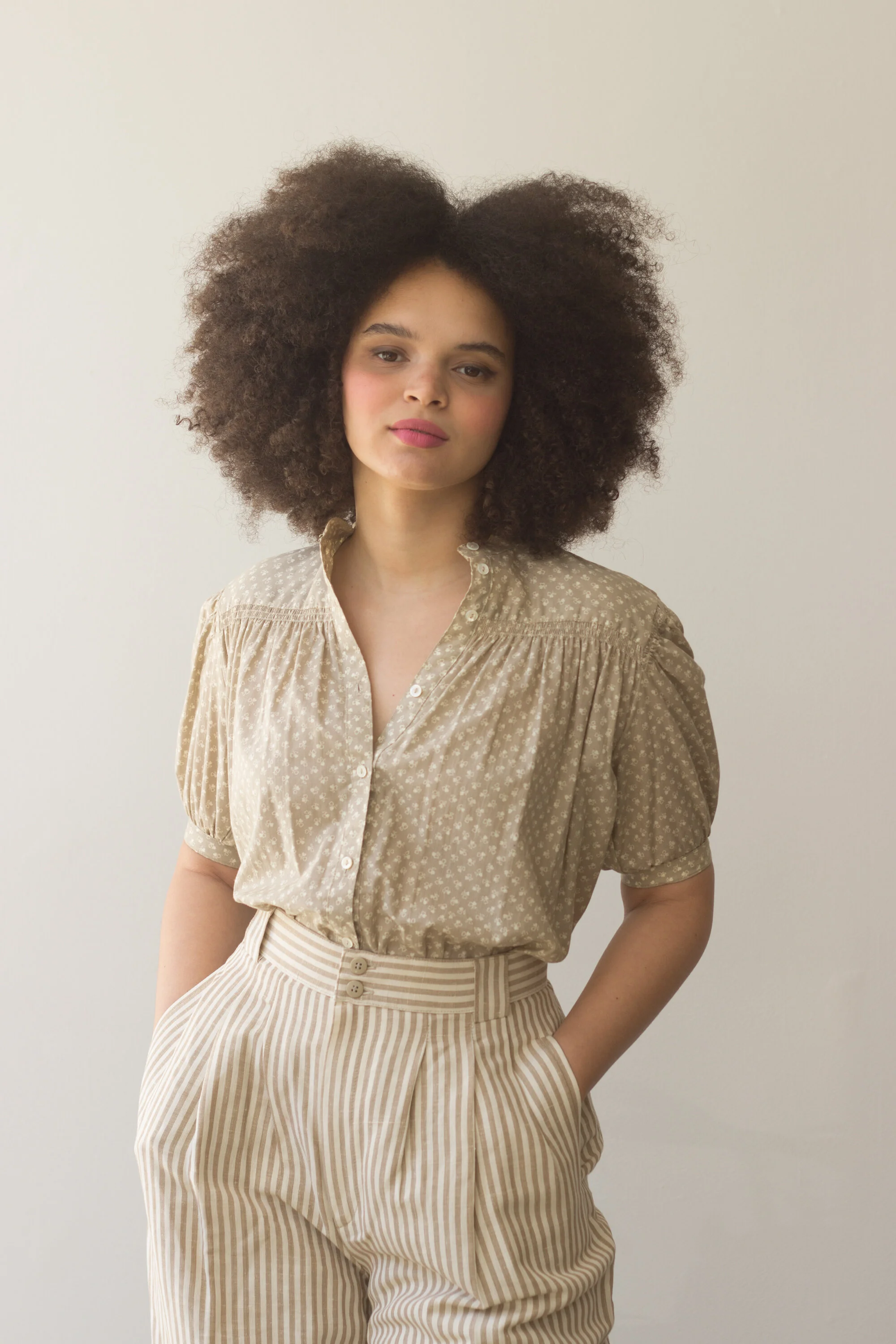 liz claiborne peasant top (1 of 1)-2.jpg