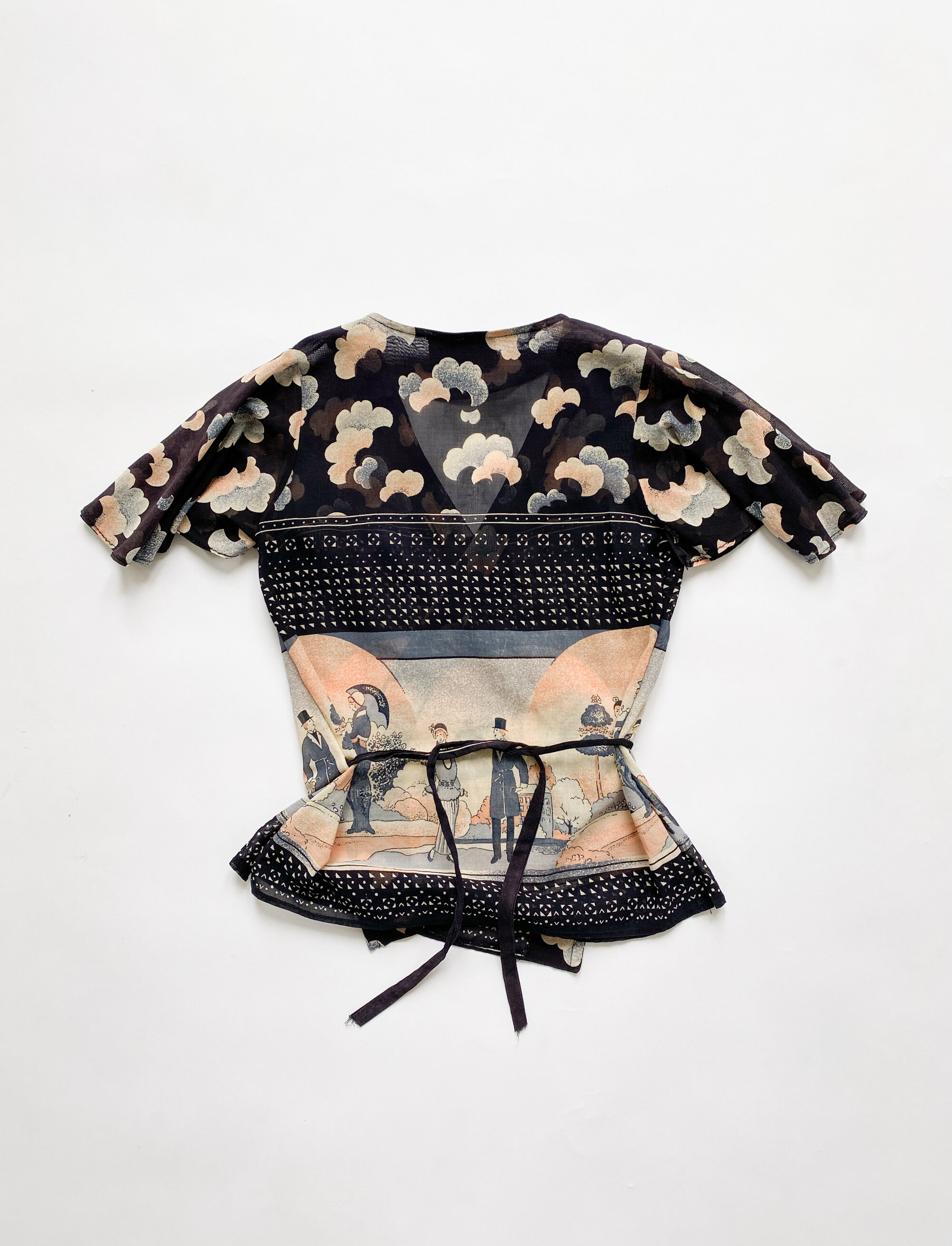 1970s Art Deco Print Flutter Sleeve Wrap Top