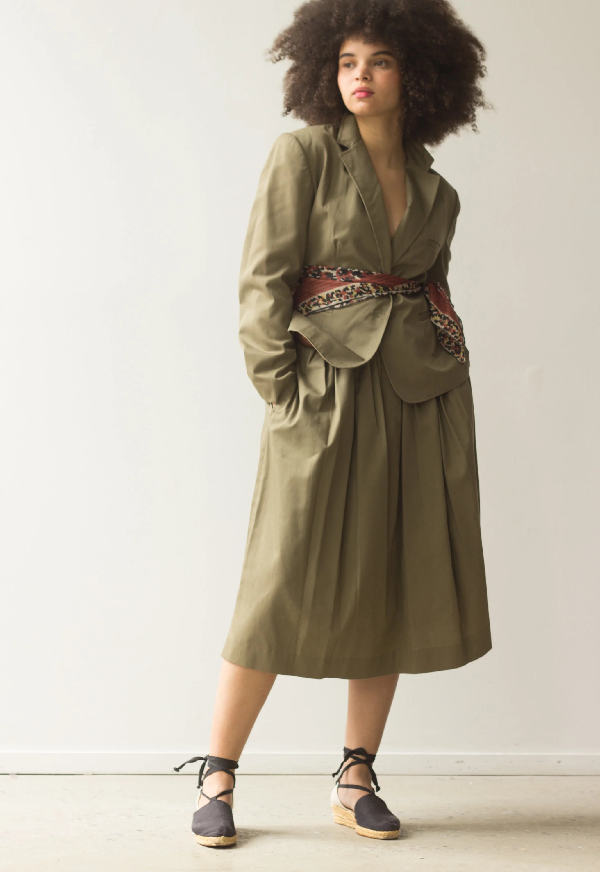 olive cotton two piece (5 of 7).jpg
