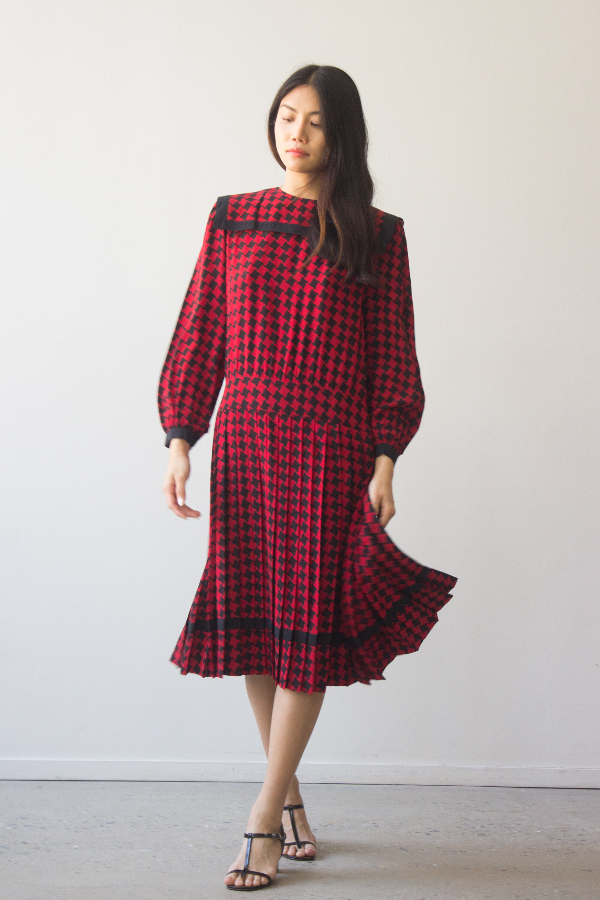 albert nipon silk dress ALBERT NIPON polka dot silk dress