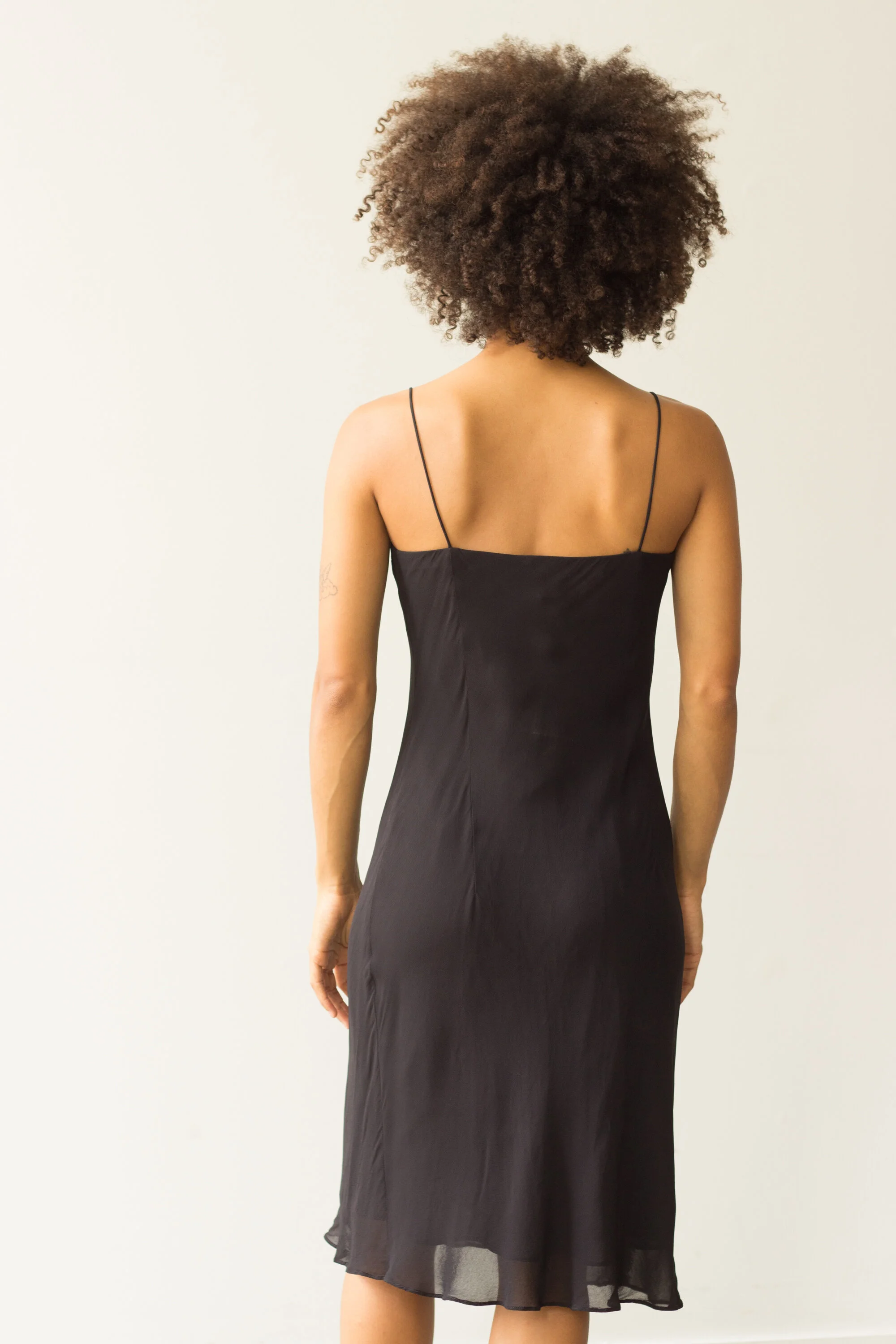 black dress (5 of 5).jpg