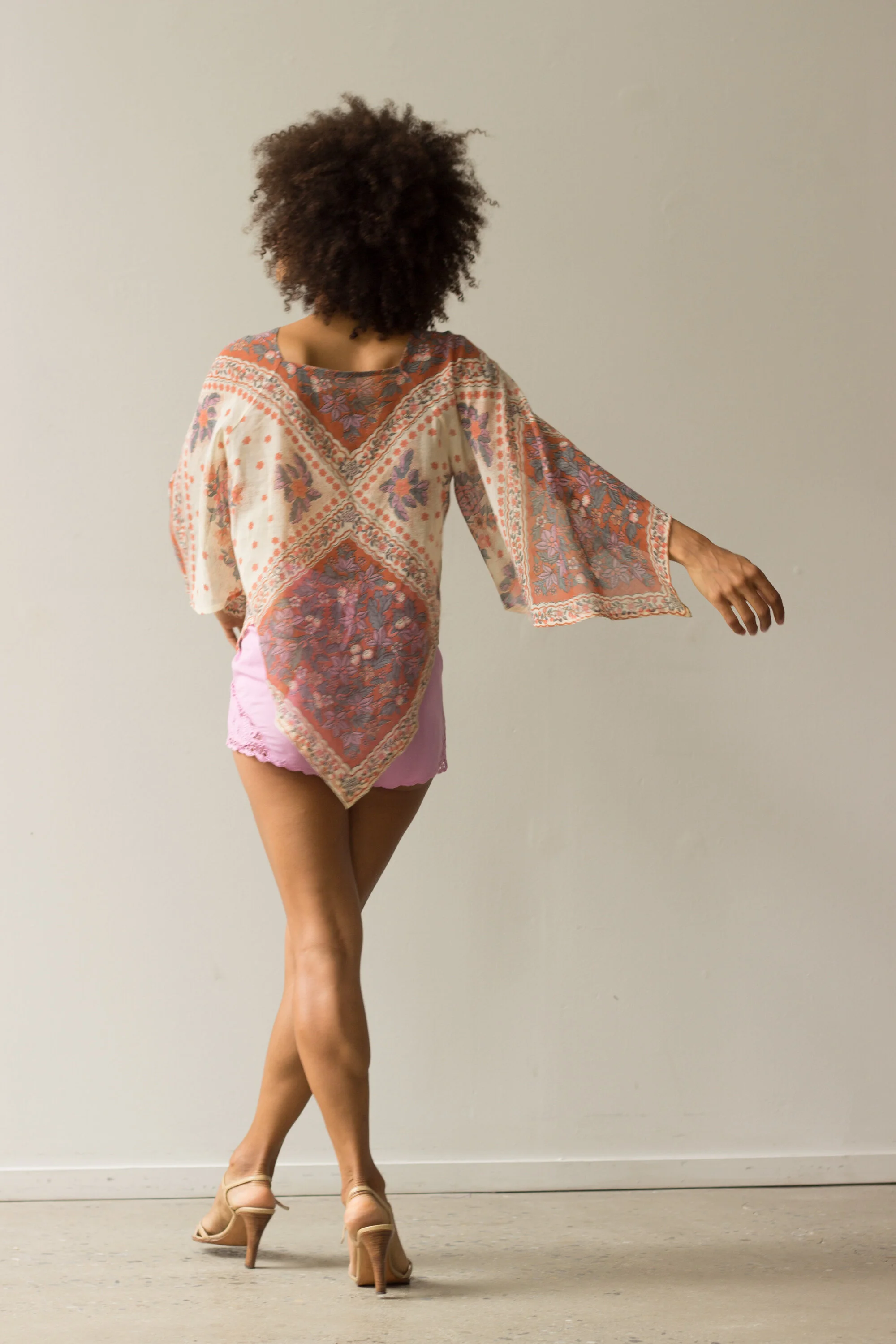 kerchief and short shorts (1 of 5).jpg