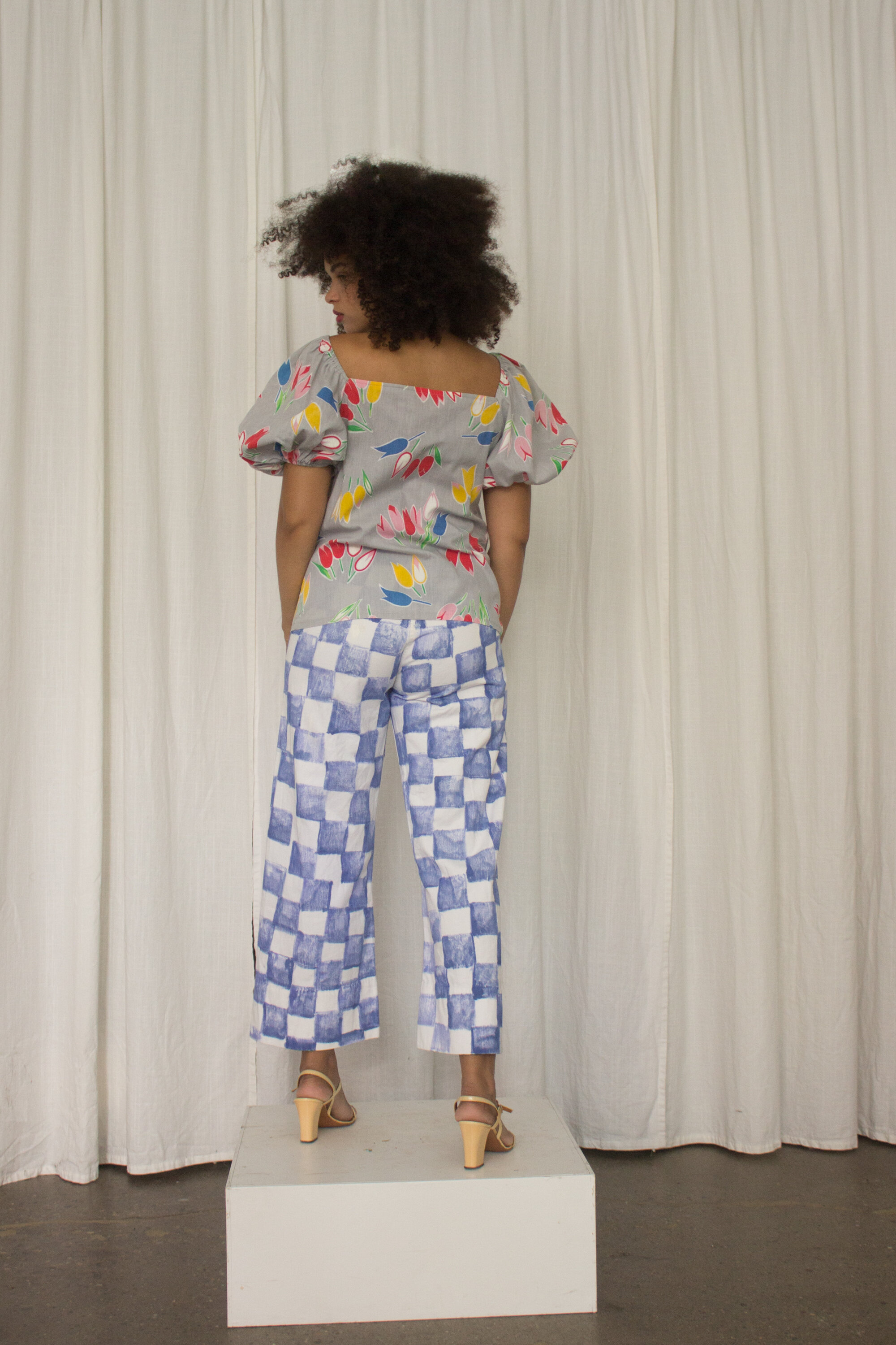 1980s Tulip Print Puff Sleeve Top