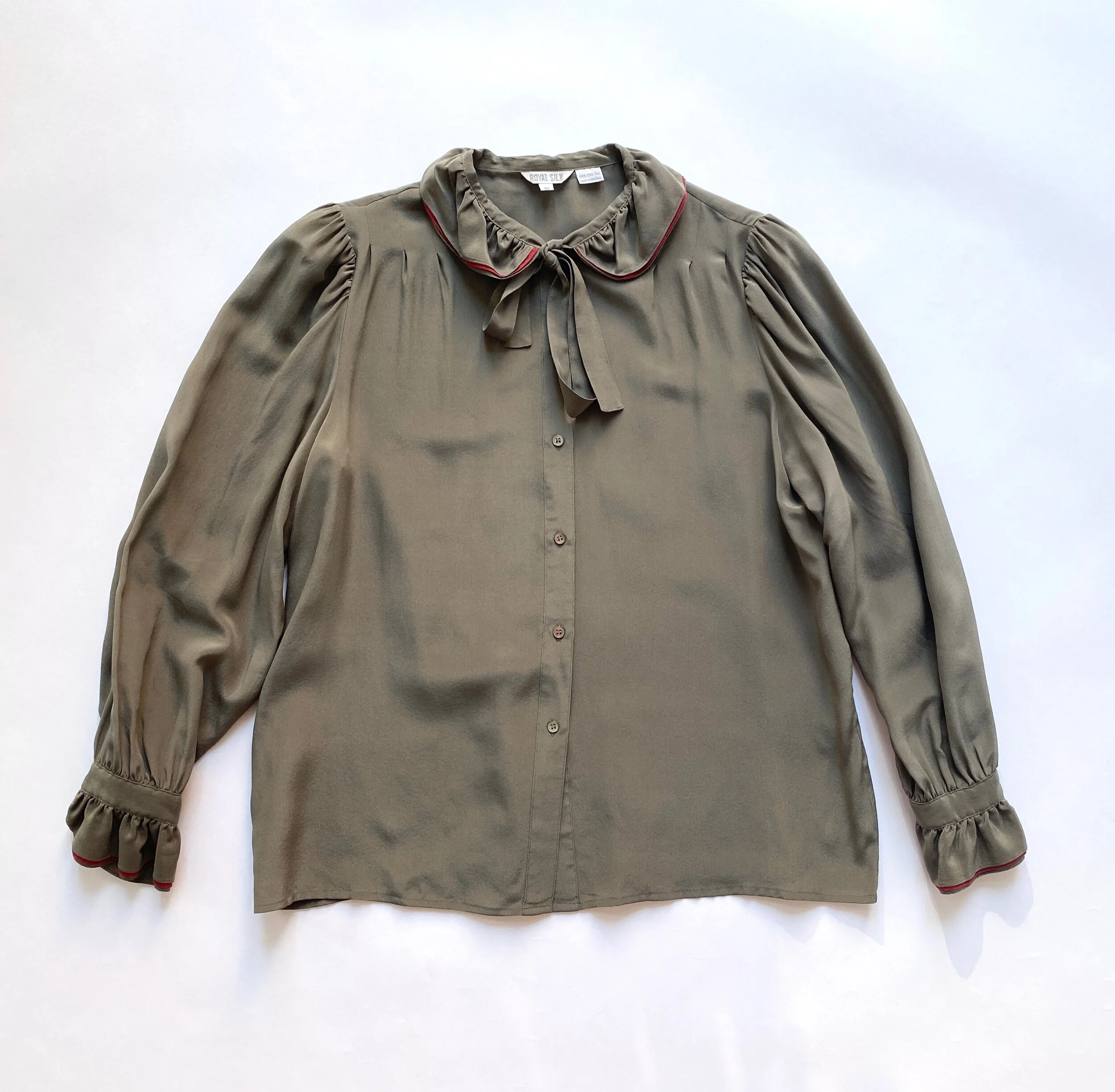 75D19030-B15B-4000-BCFF-0FA003C136C7