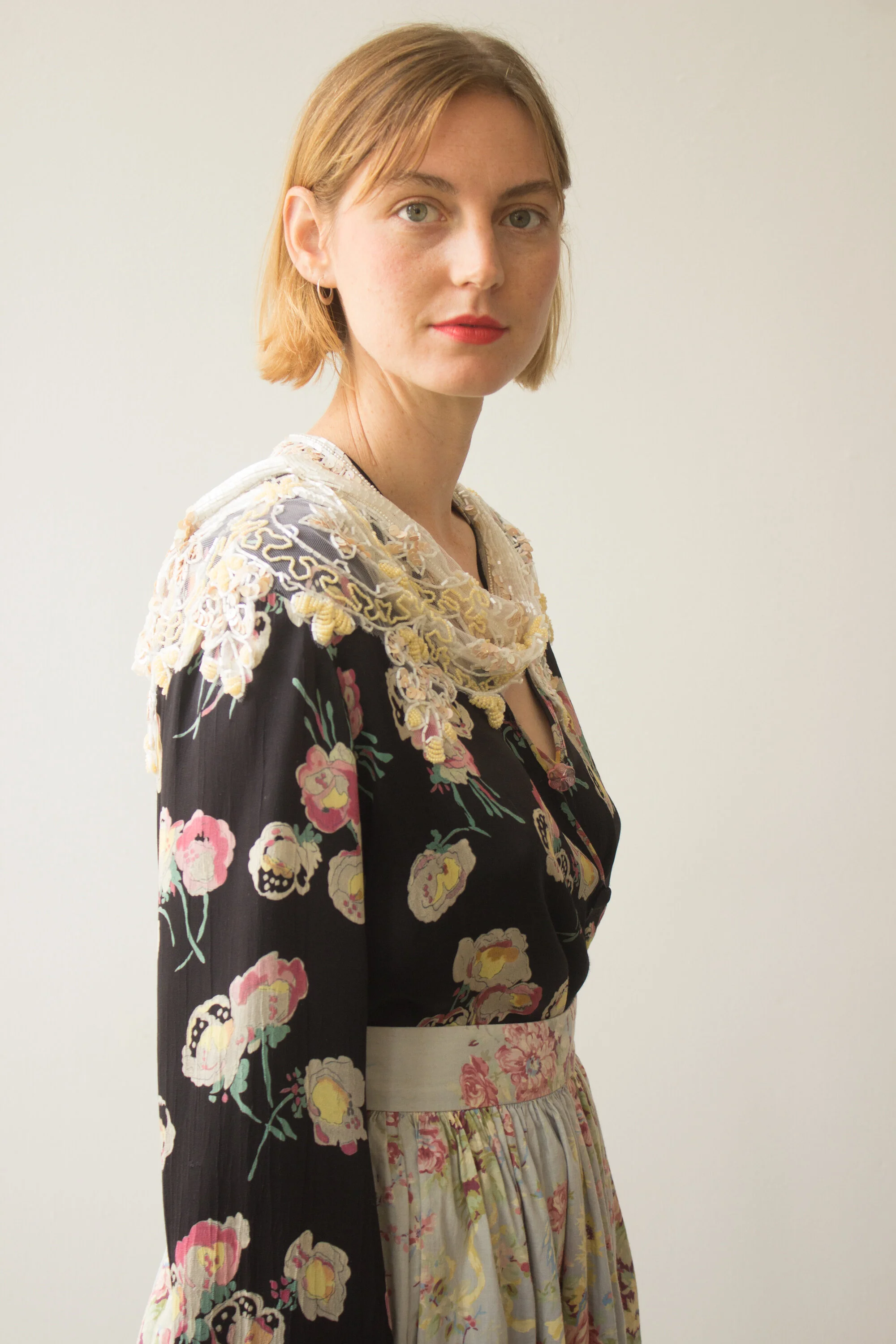 sequin collar (1 of 6).jpg