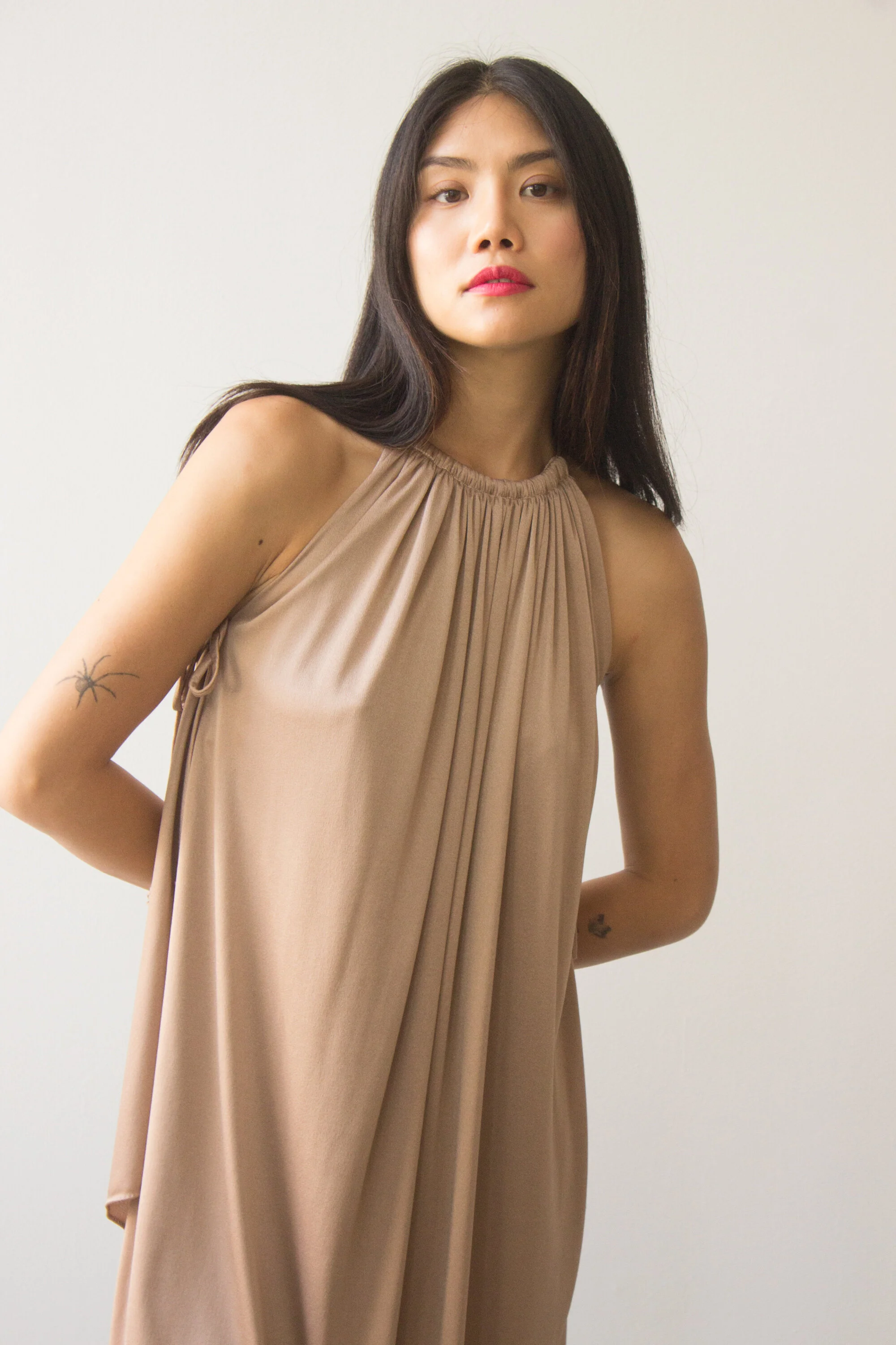 CHAMPAGNE DRESS (5 of 6).jpg