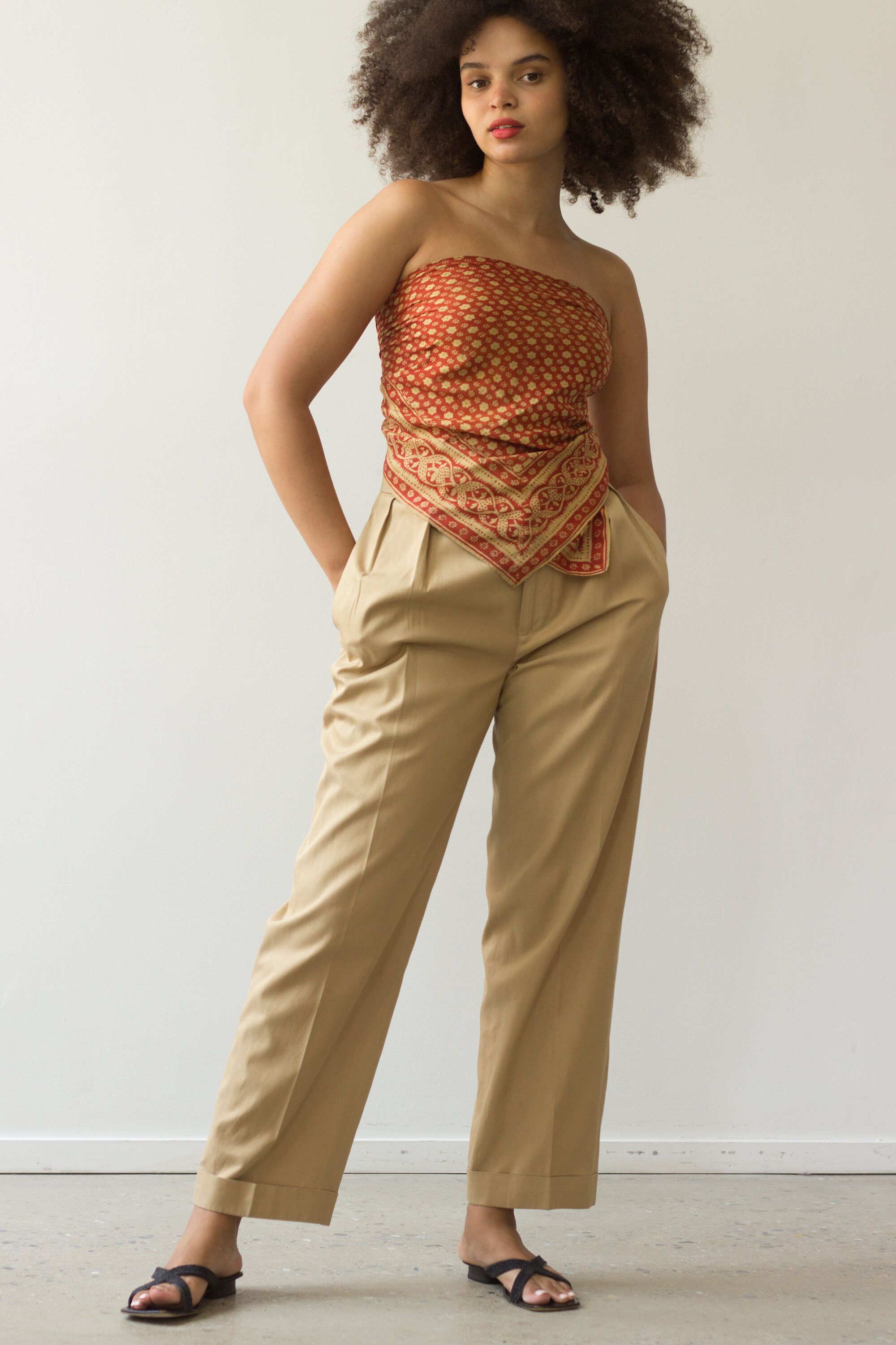 scarf and khakis (2 of 7).jpg