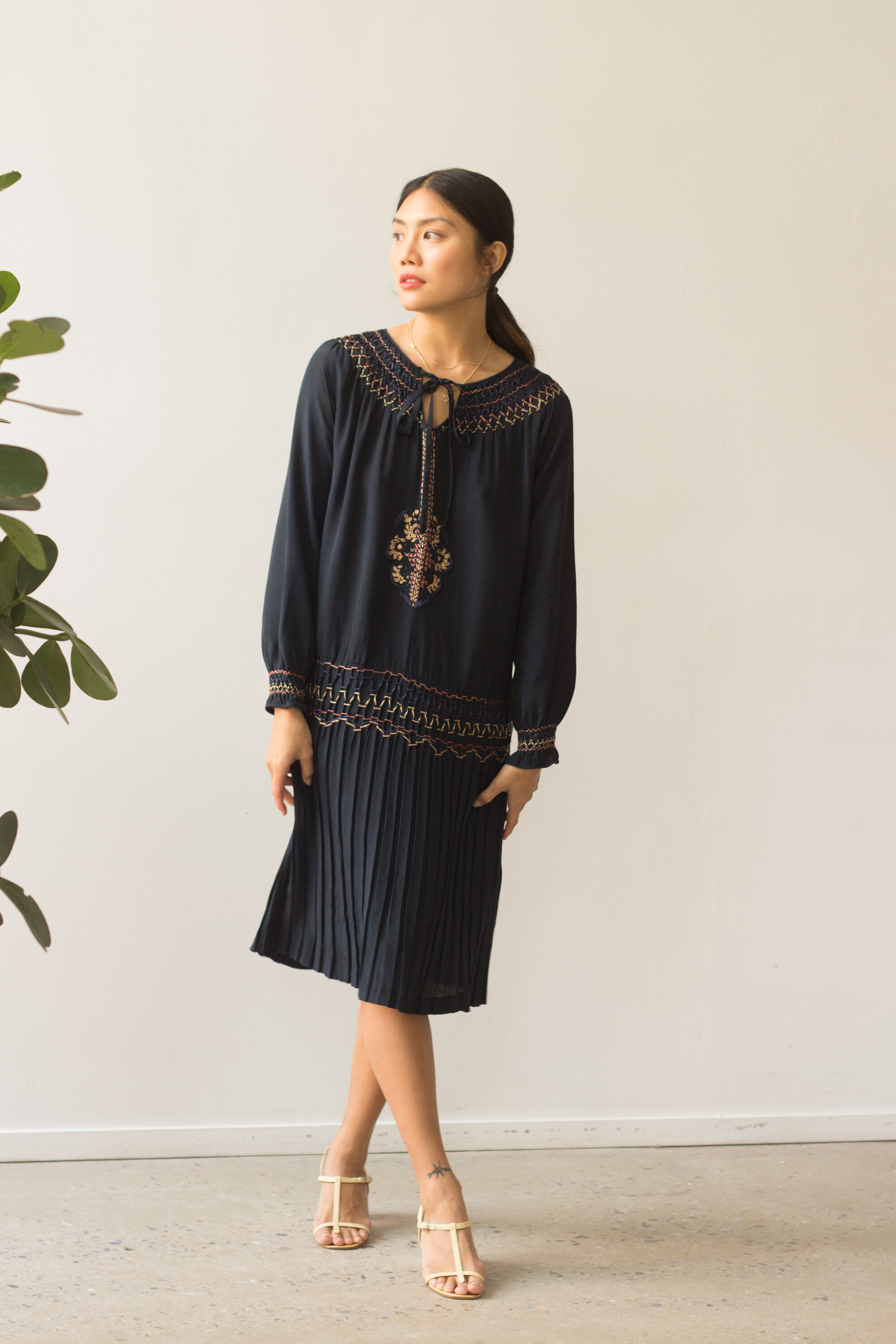 1920s dress (5 of 6).jpg