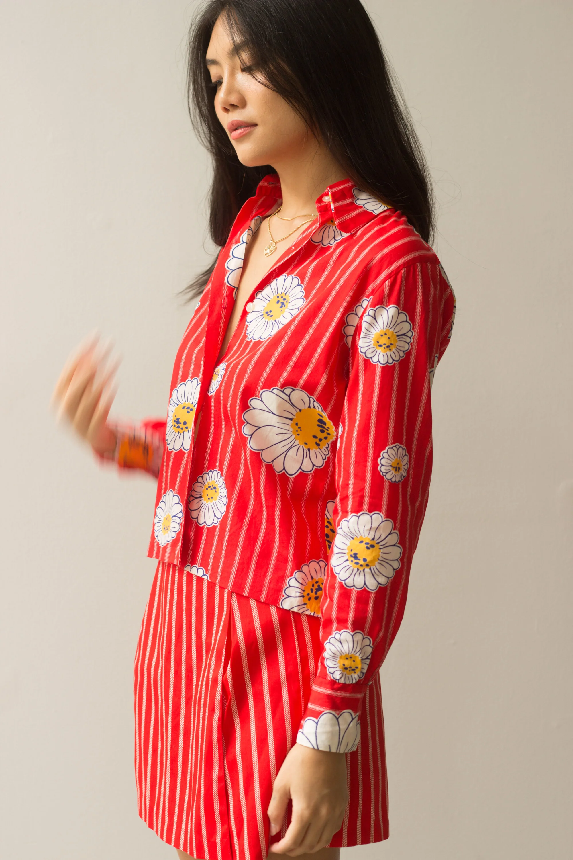 red daisy set (6 of 7).jpg