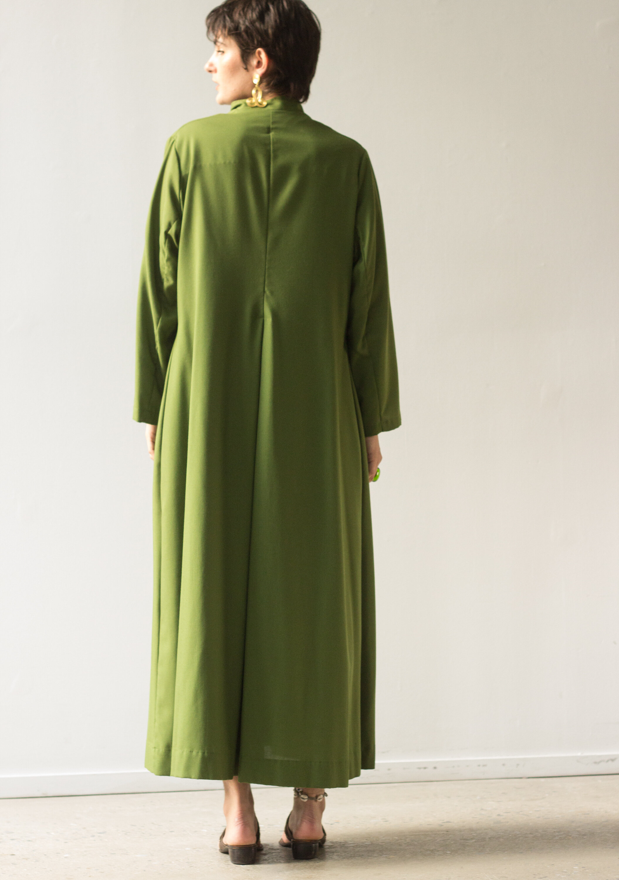 1970s Olive Green Kaftan with Acrylic Buttons