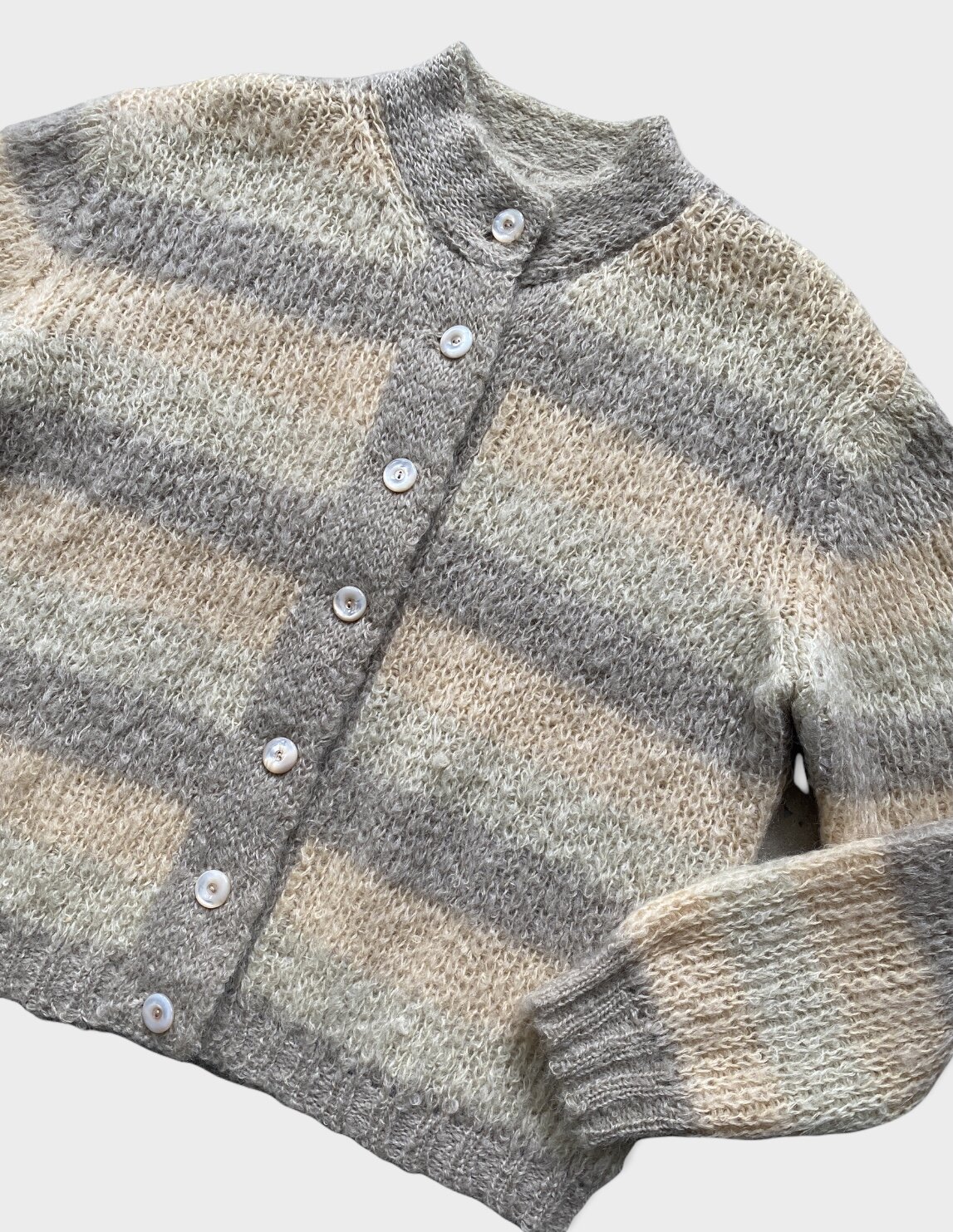 0A4037A7-3440-4A59-80ED-F233EED66C35