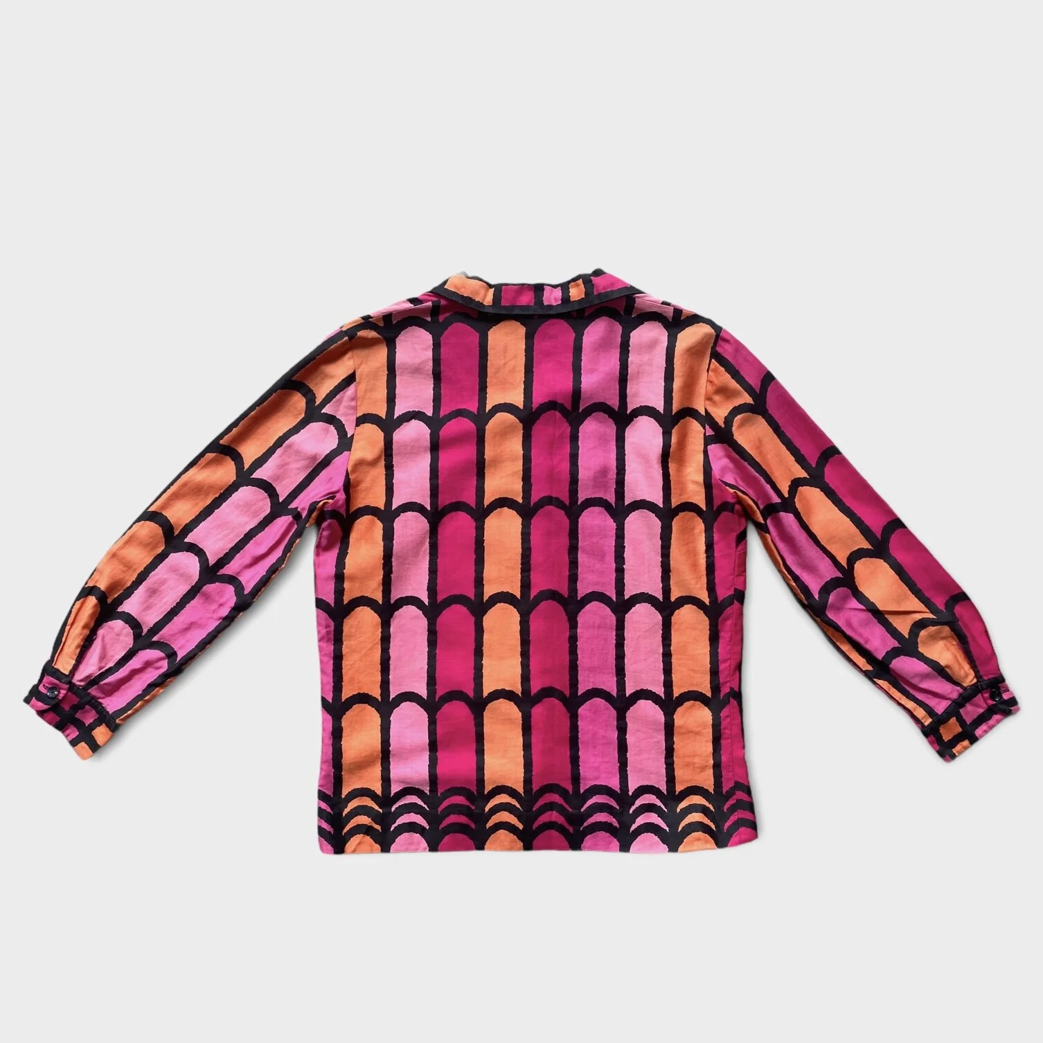 0686E968-8872-4FAE-A8B5-A5BECA0A1B6E