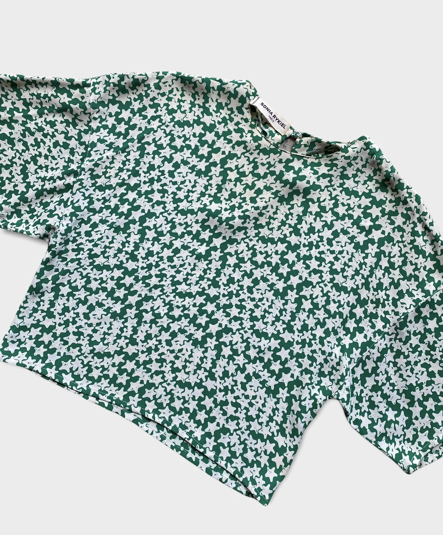 FB7F72EF-71D3-4DF3-A779-99F4E3B1457F