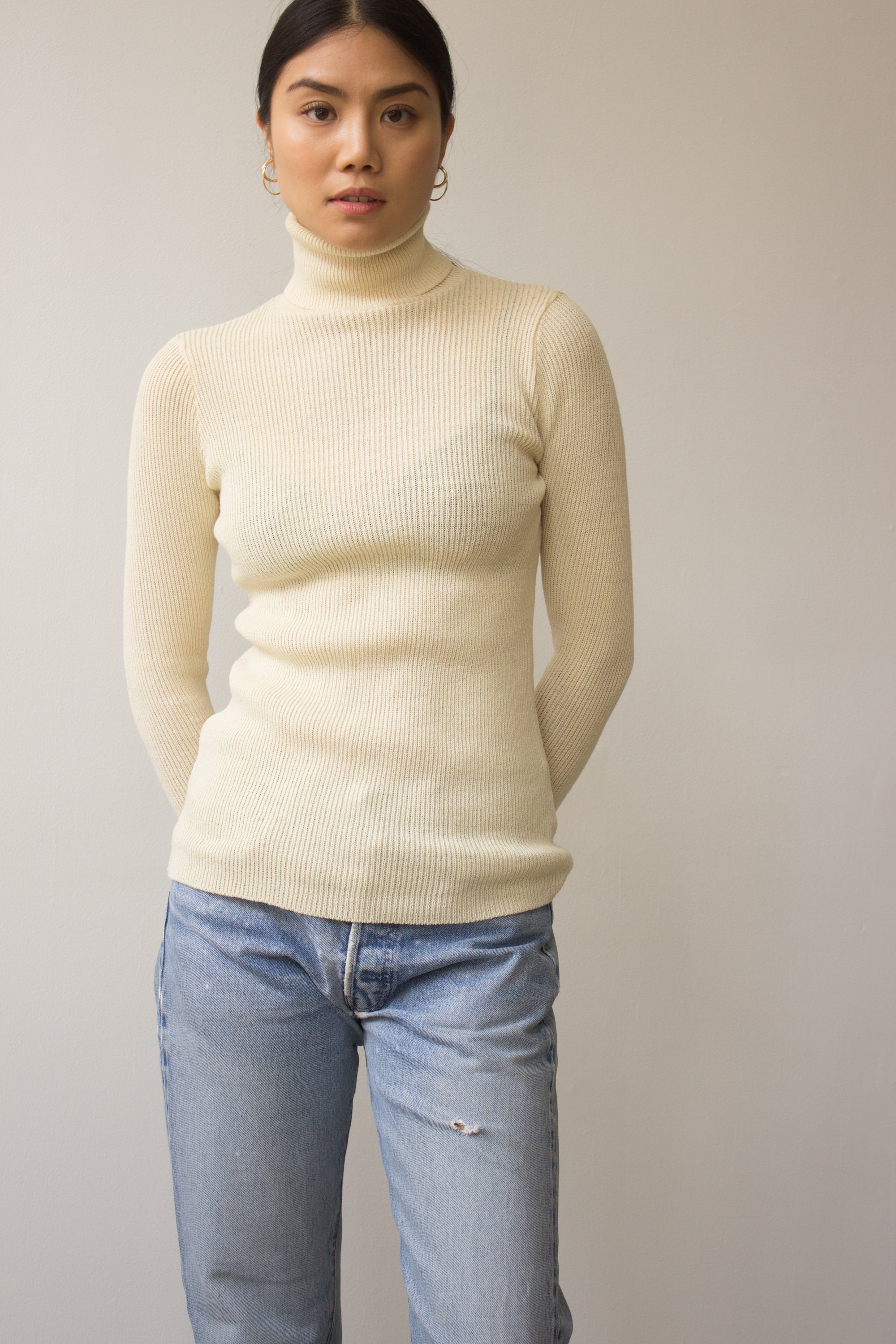 1970s Anne Klein Creme Ribbed Turtleneck