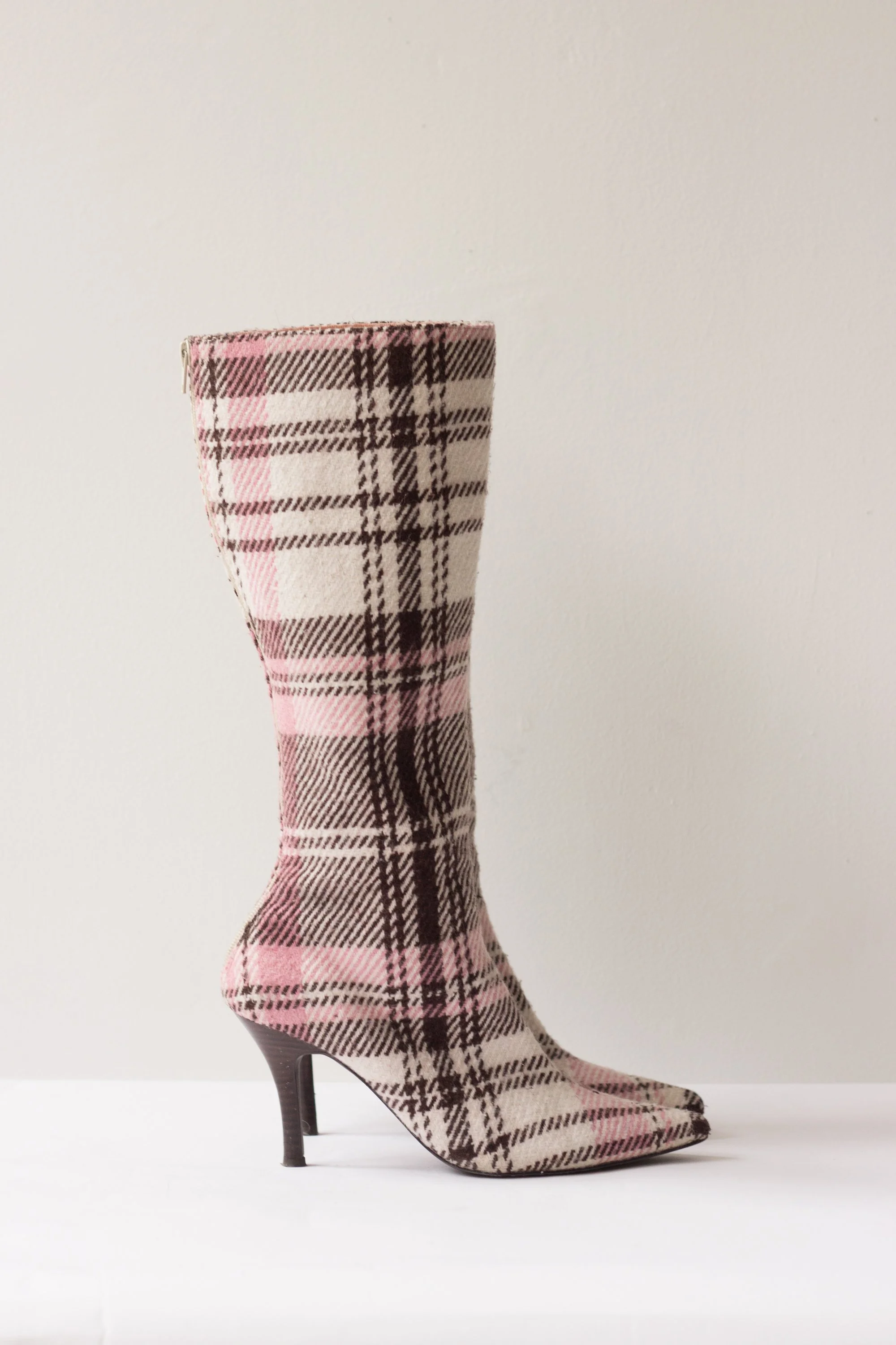 plaid boots (4 of 4).jpg