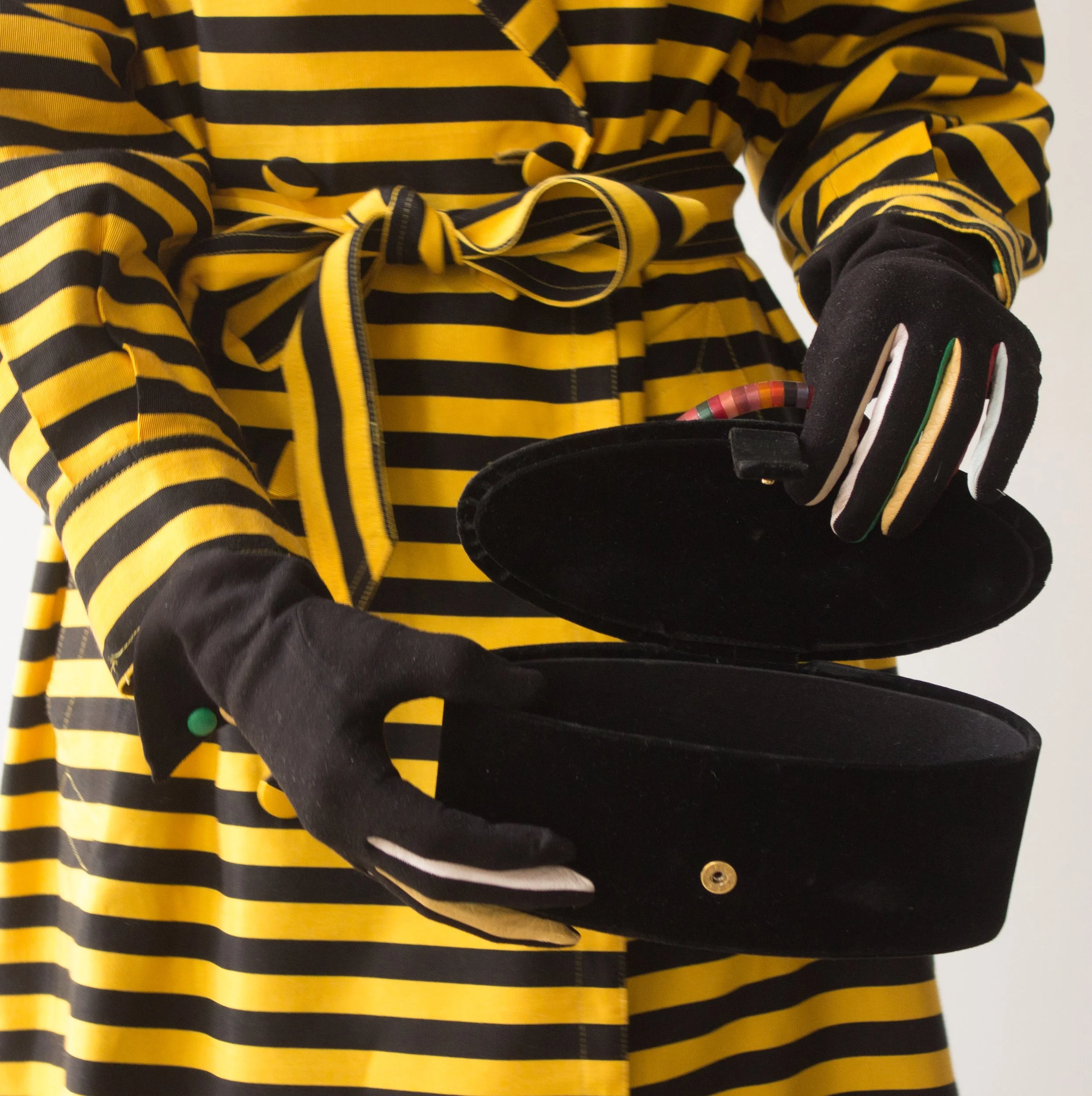 gloves and bag (1 of 1).jpg