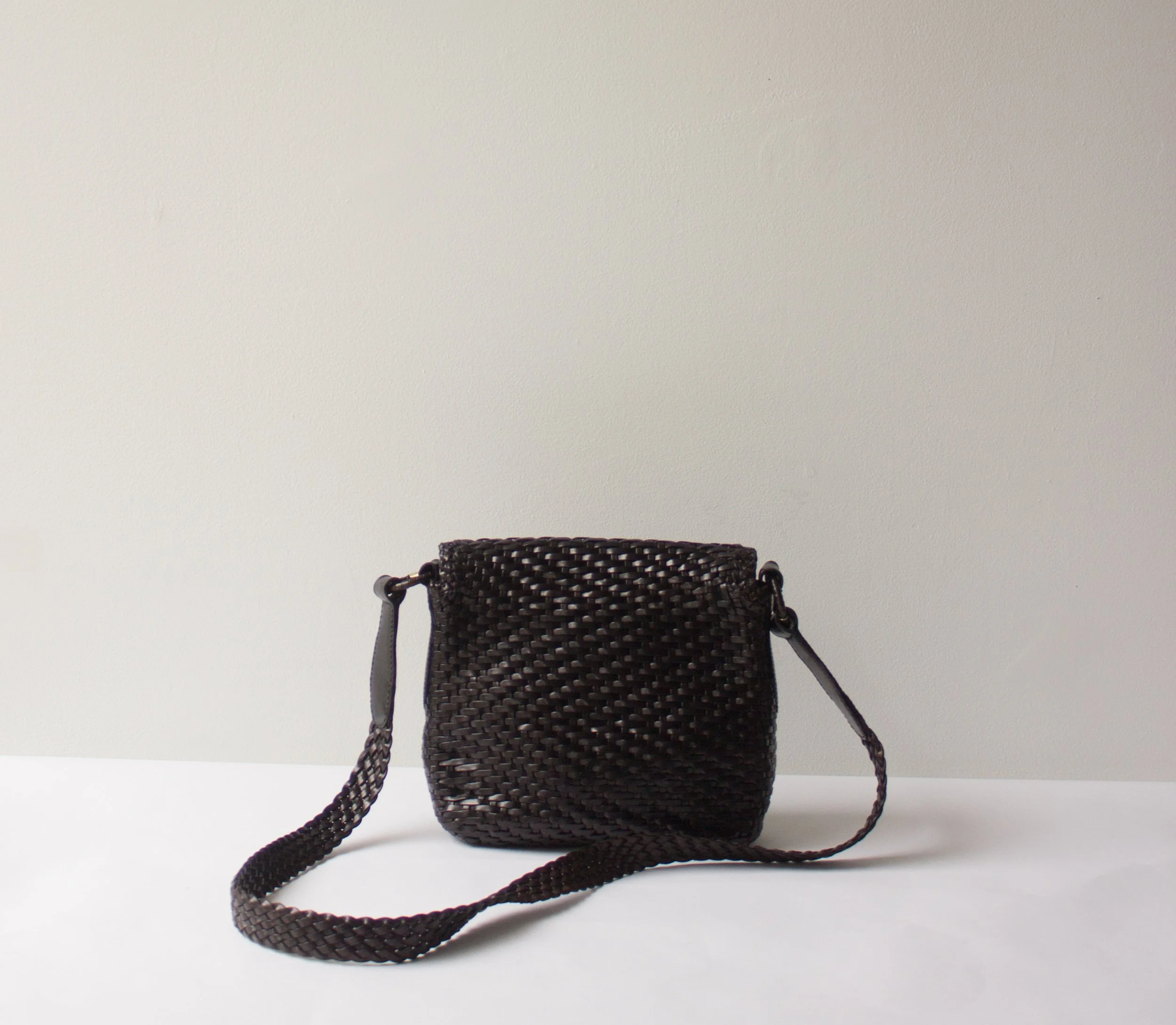 1980s Espresso Leather Basket Woven Crossbody Bag — Wayward Collection