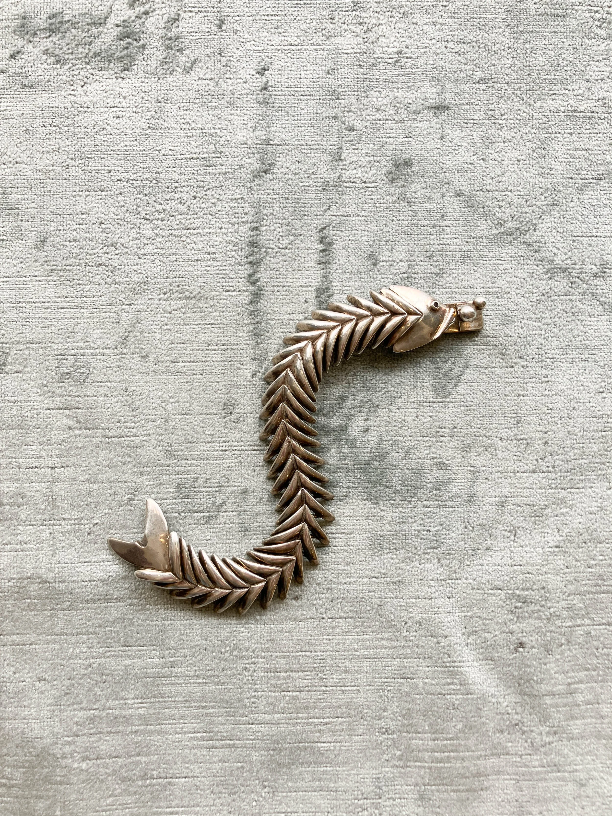 fish bracelet (2 of 6).jpg
