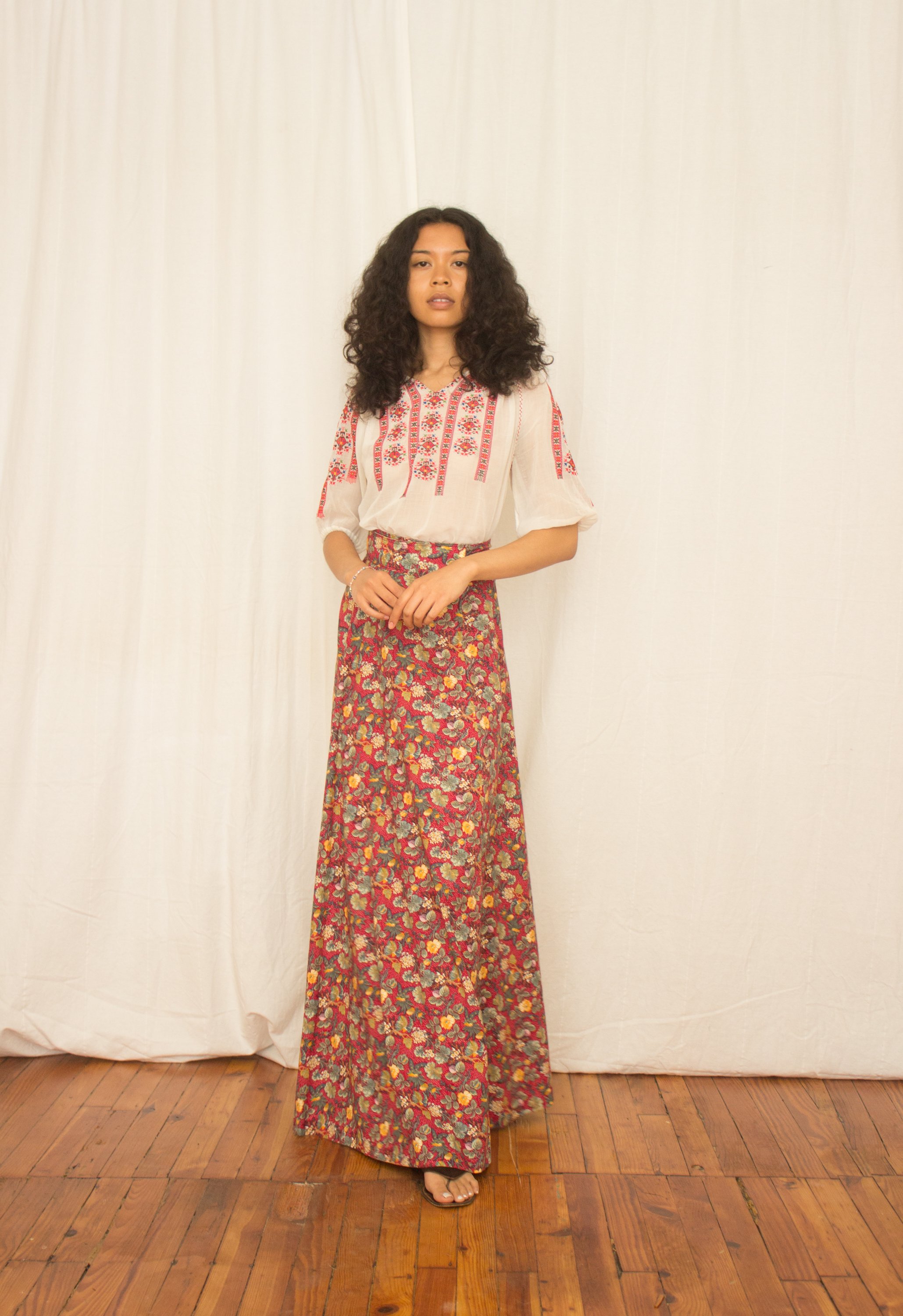 maxi skirt (4 of 6).jpg