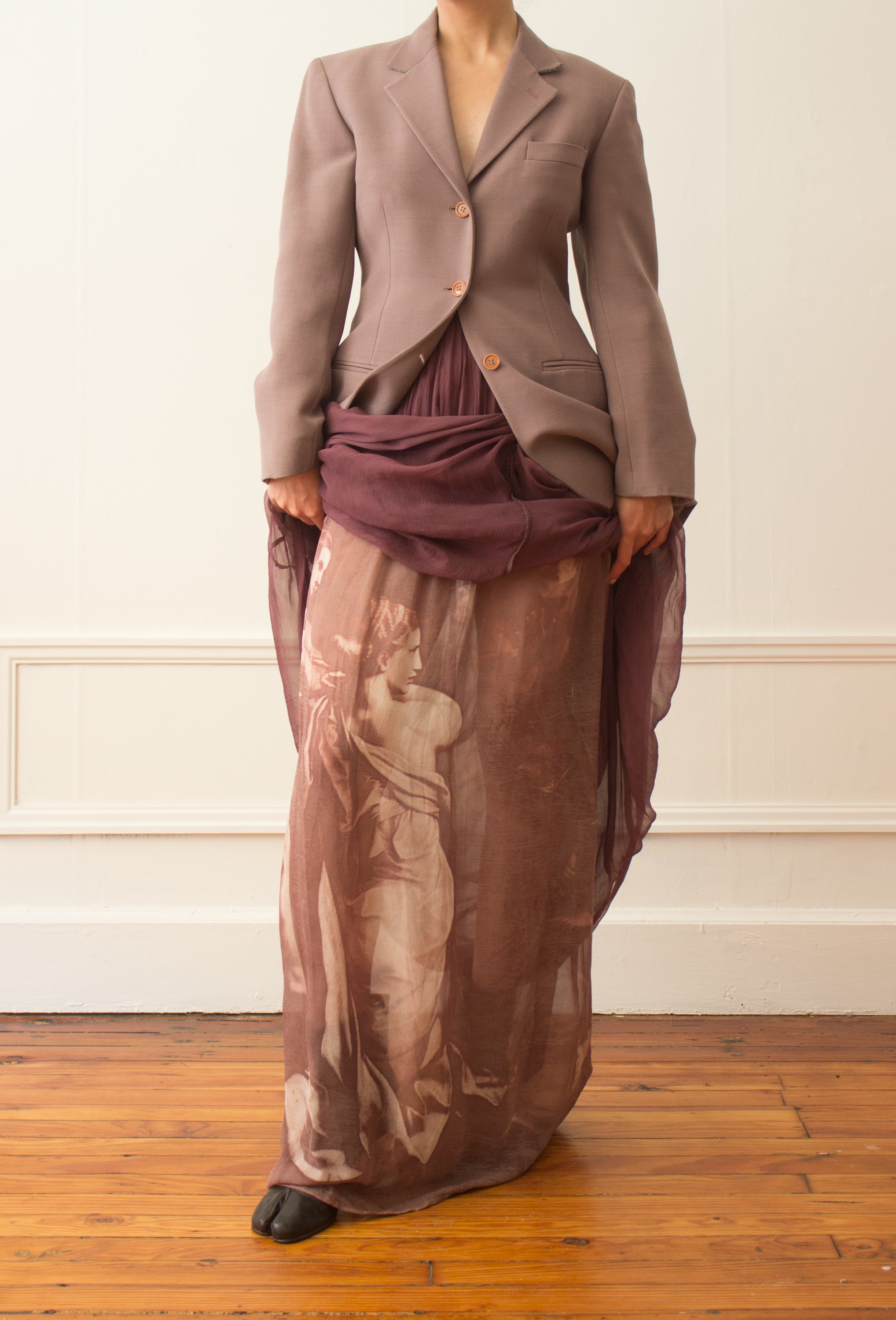 d&g skirt (4 of 7).jpg