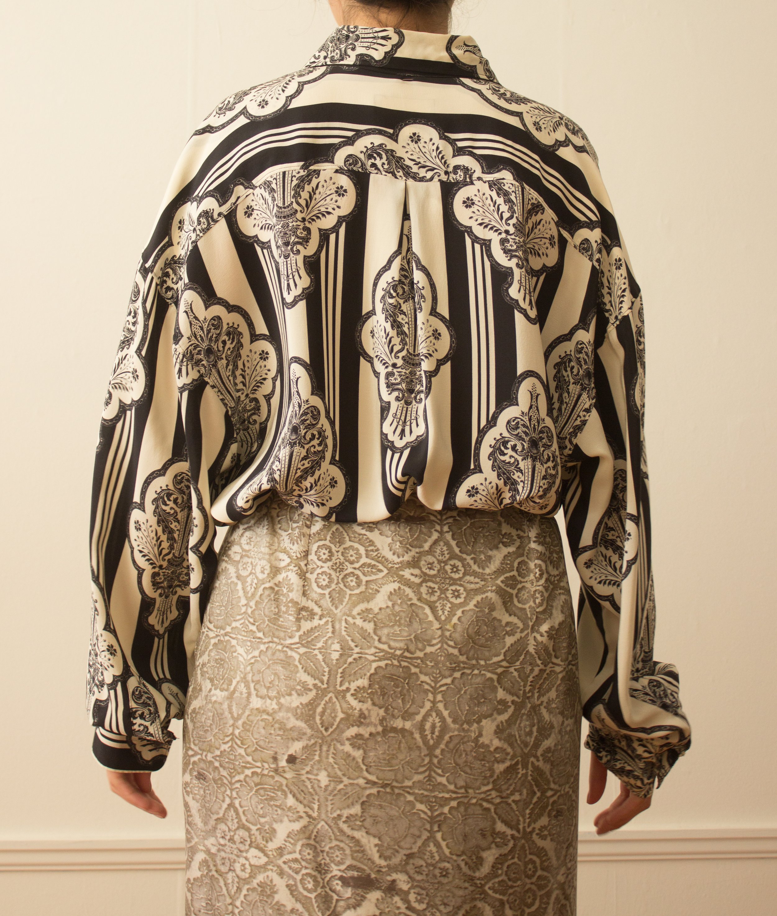 dries and nouveau top (9 of 10).jpg
