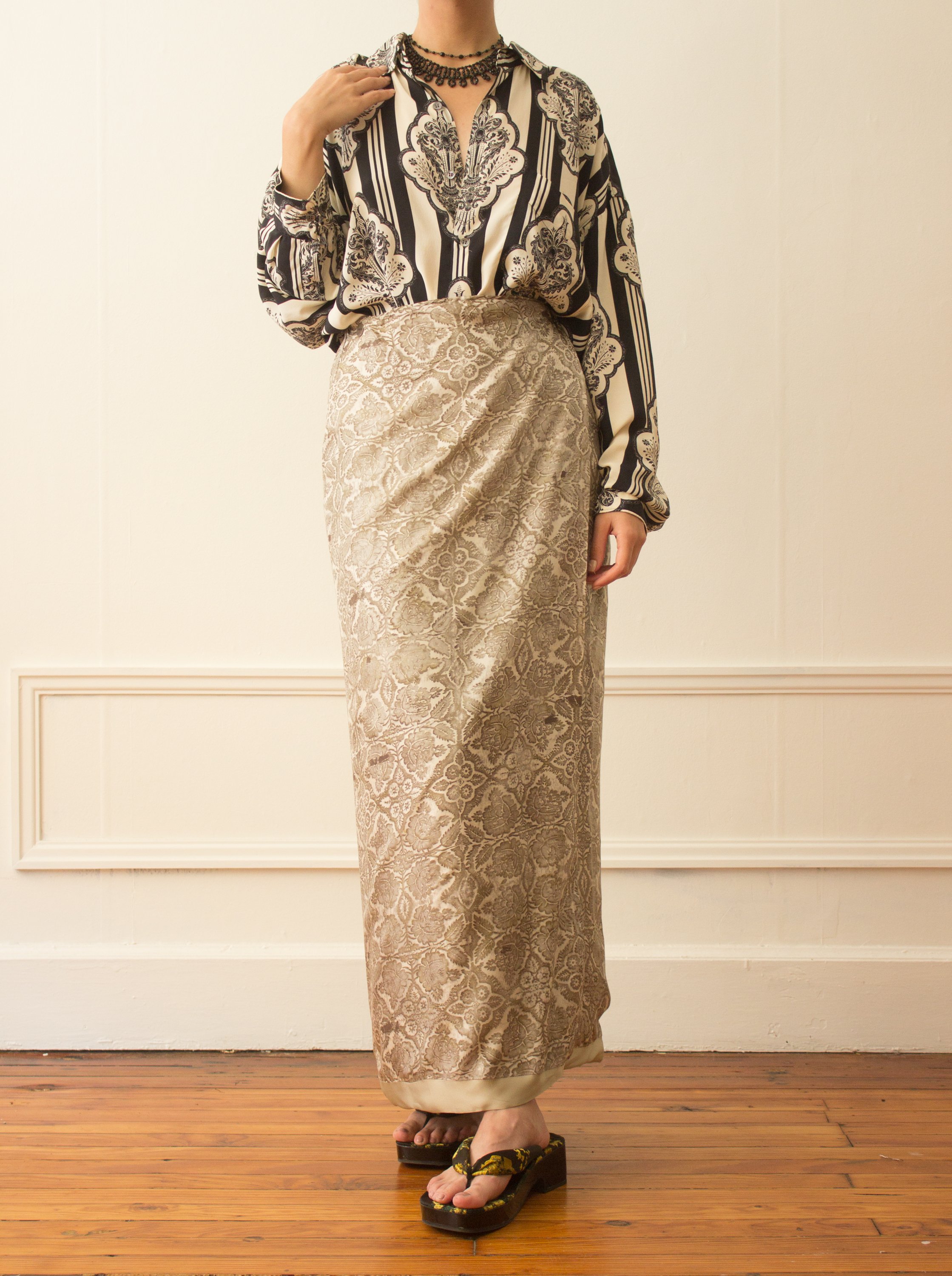 dries and nouveau top (4 of 10).jpg