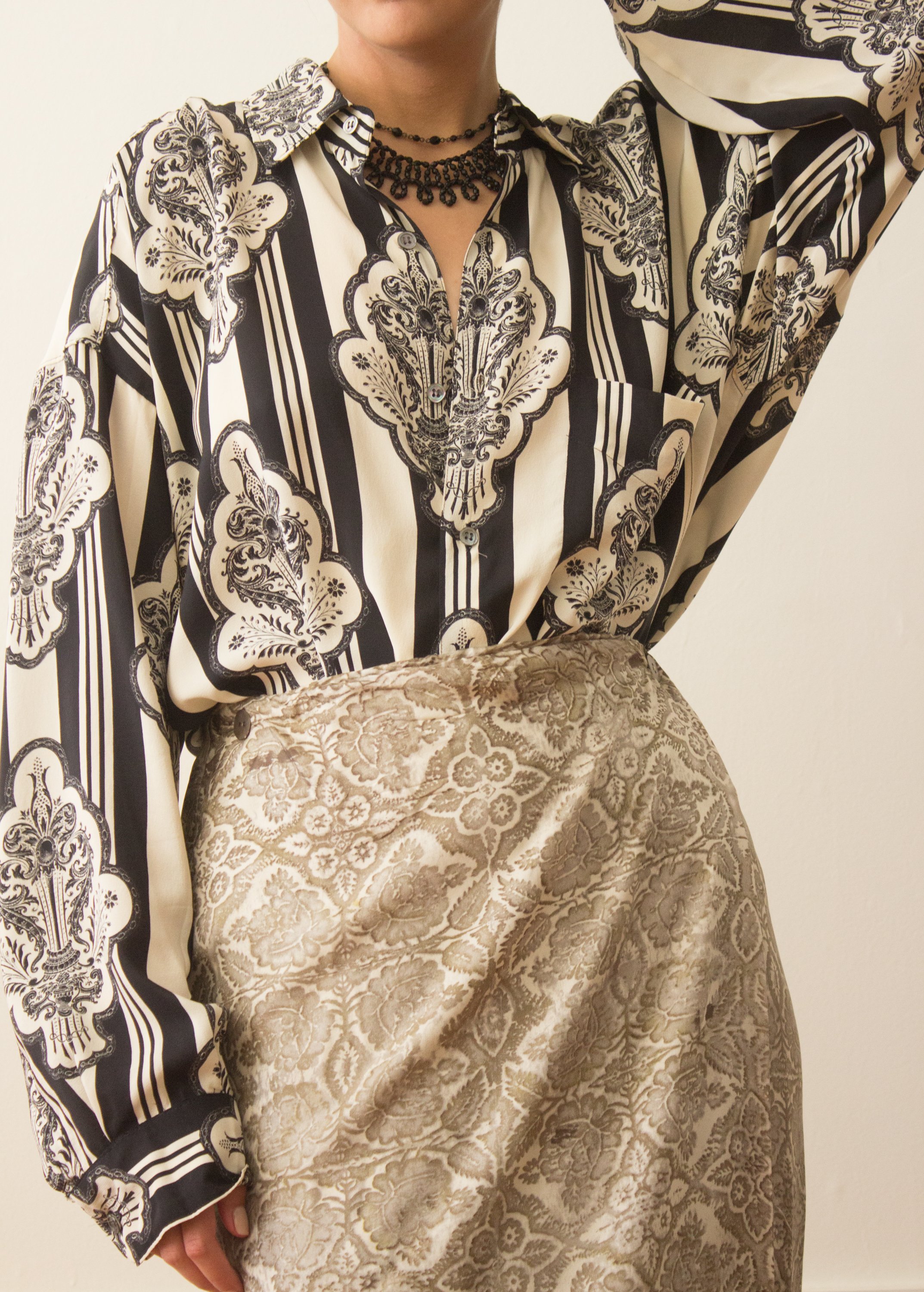 dries and nouveau top (7 of 10).jpg