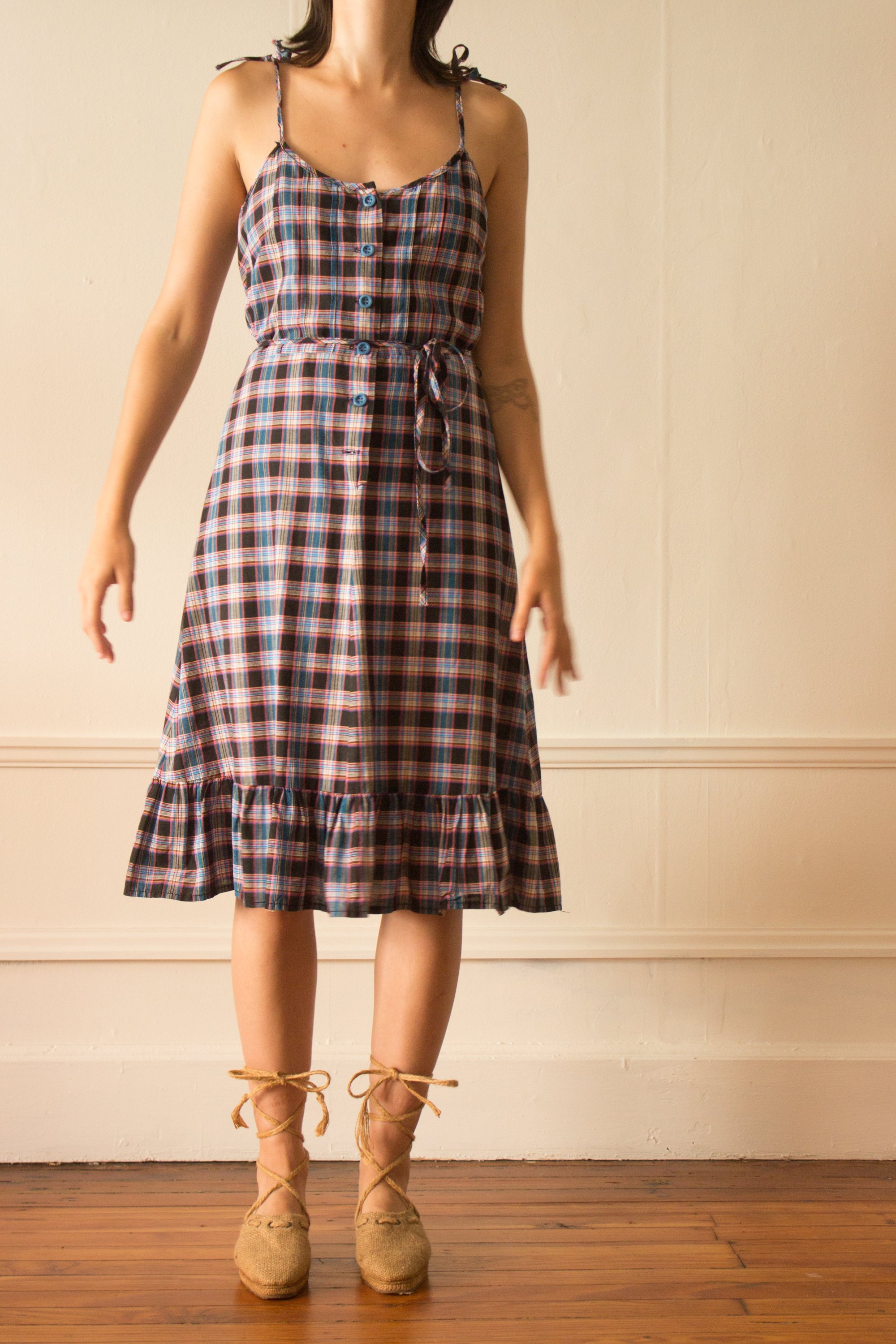 swedish plaid dress (1 of 7).jpg