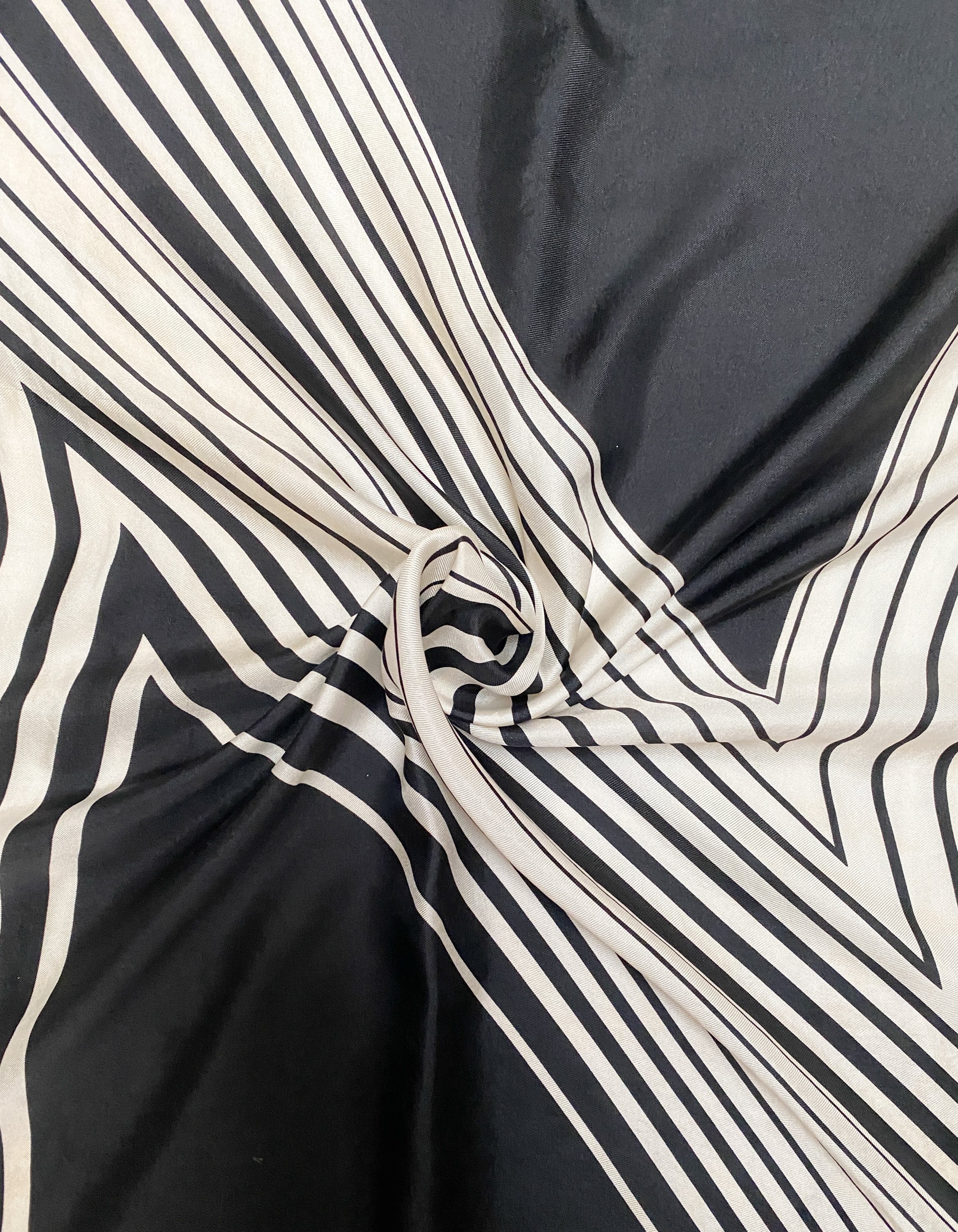 norell scarf (3 of 3).jpg