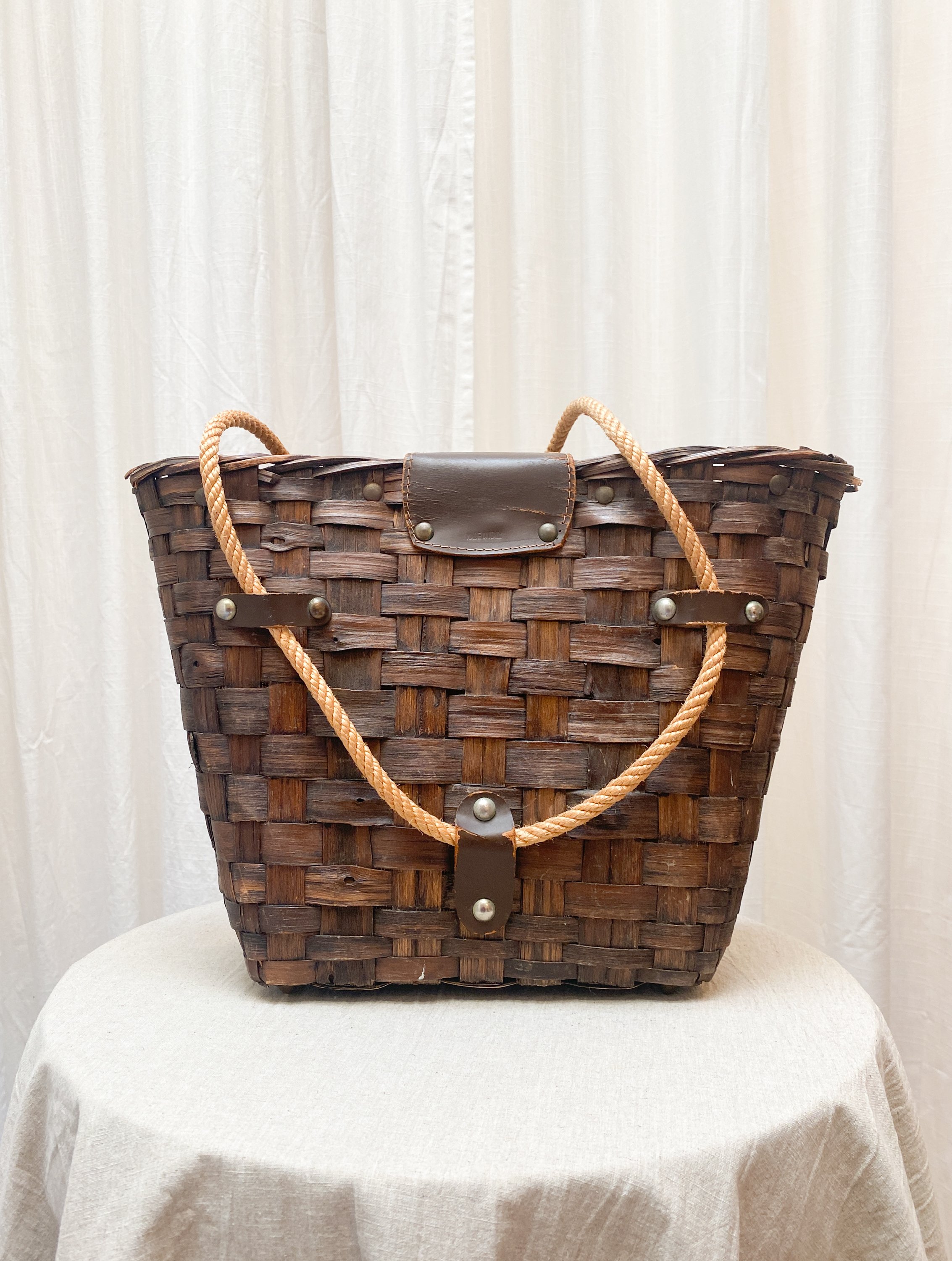 large wicker bag (4 of 5).jpg