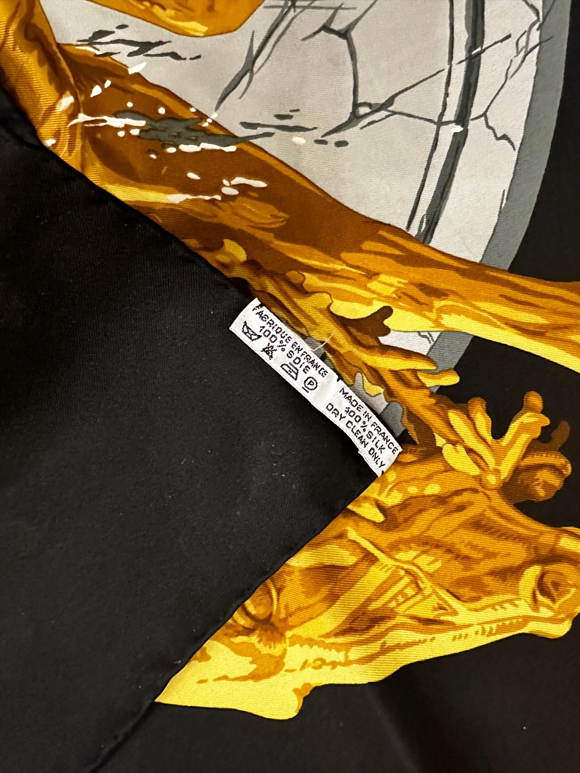 1548978A-60D5-4491-8B2F-CDB0D3118E62