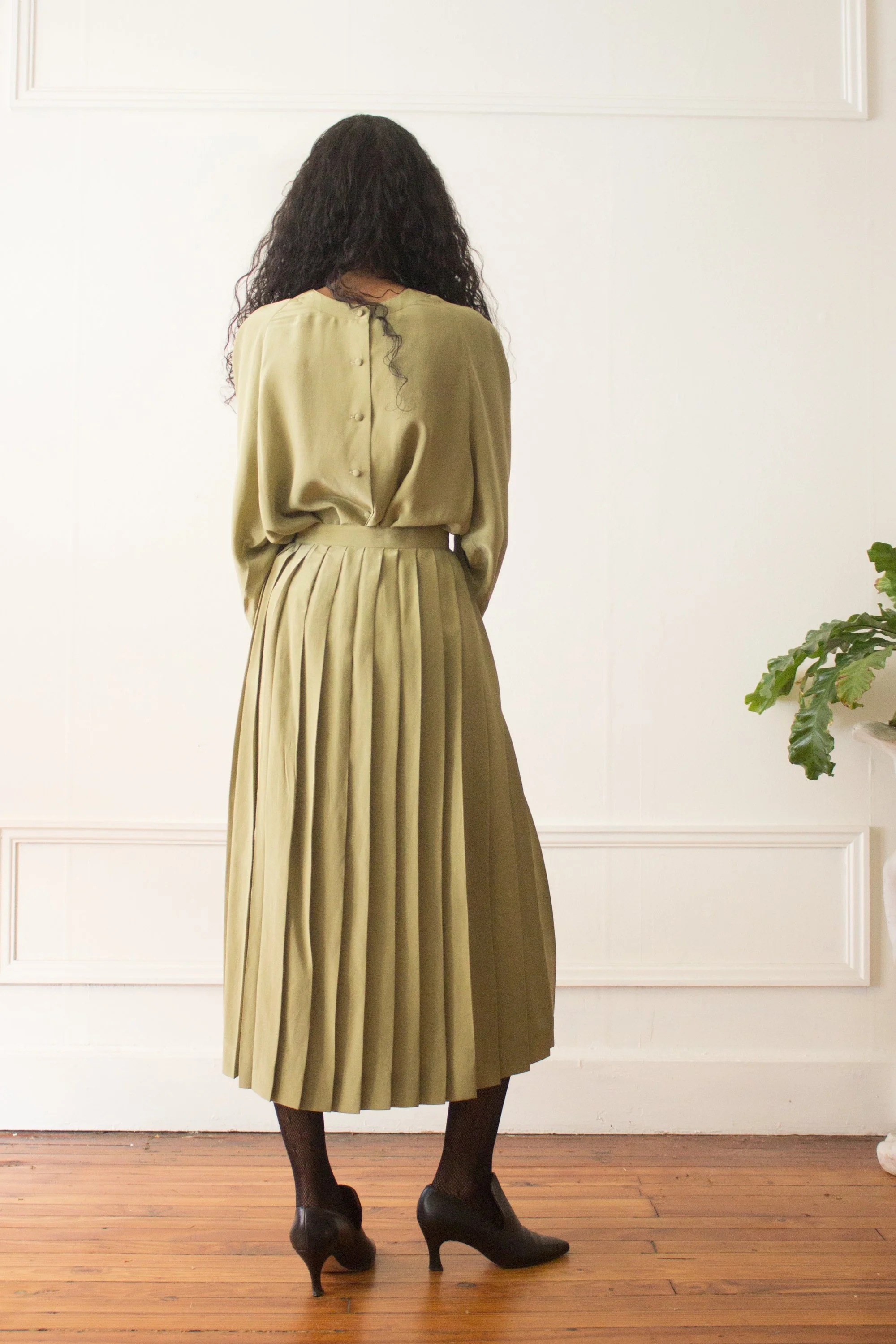 sage silk set (4 of 4).jpg