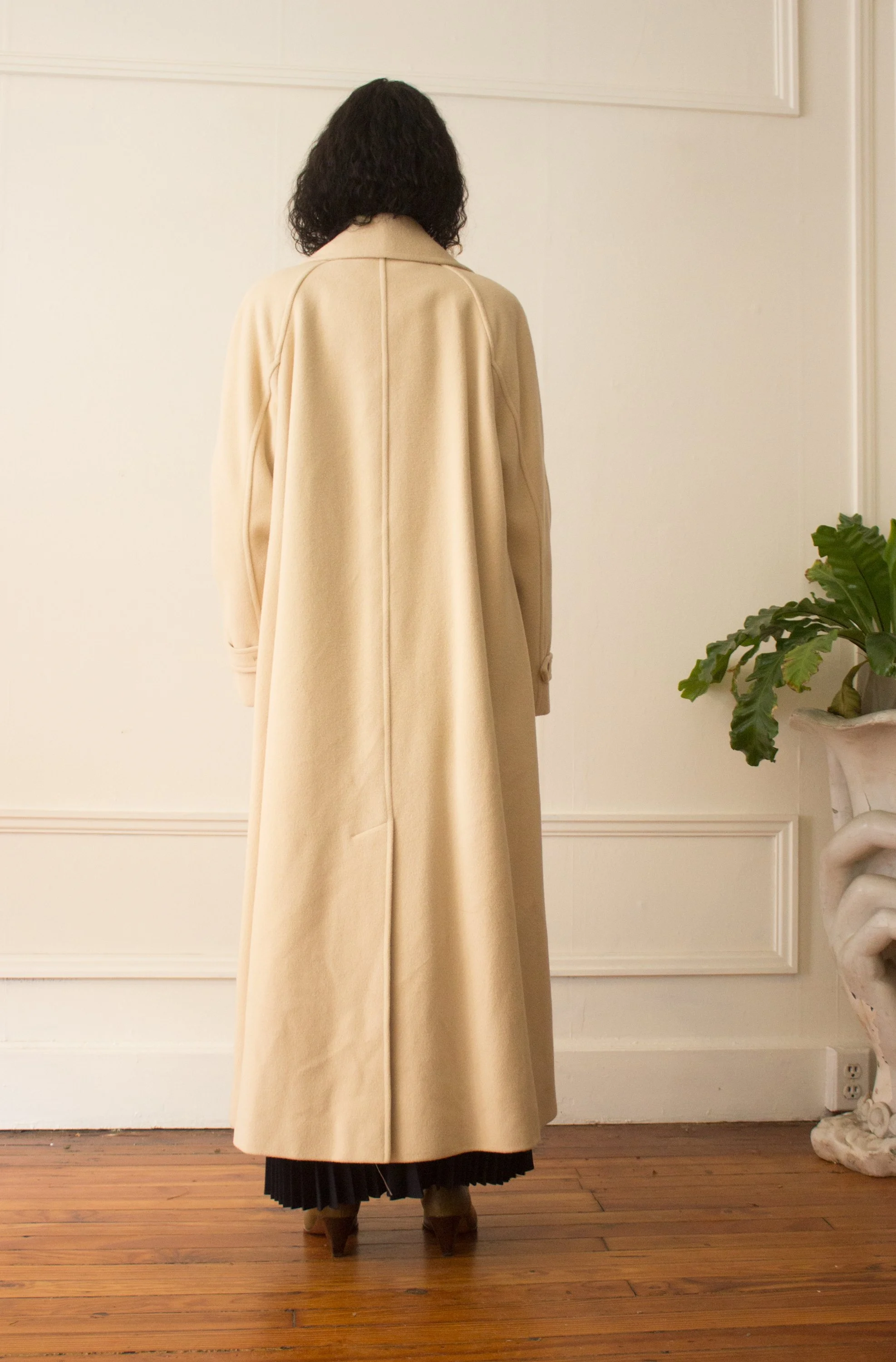 creme coat (7 of 10).jpg