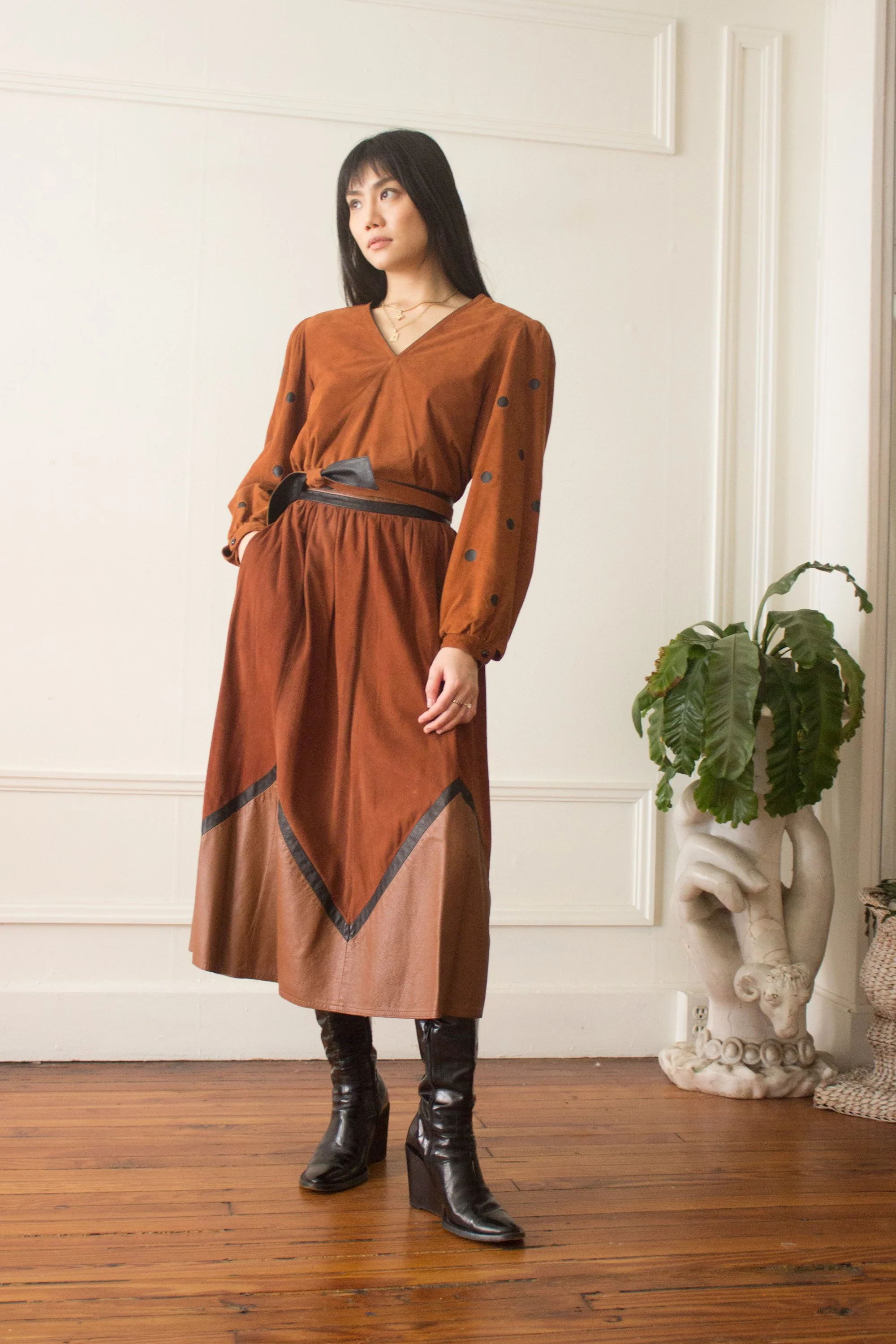 suede set (8 of 8).jpg