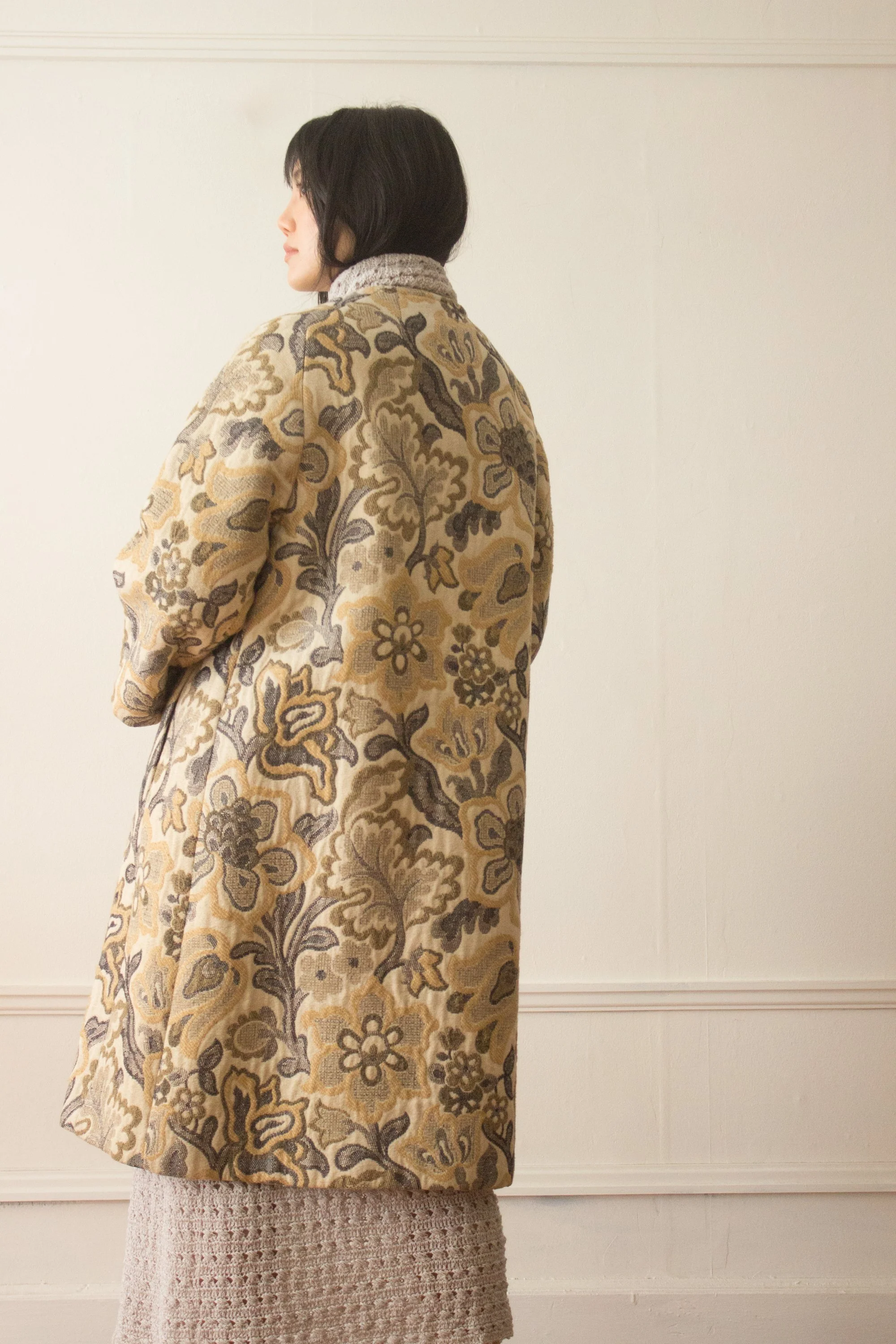 TAPESTRY COAT (7 of 10).jpg
