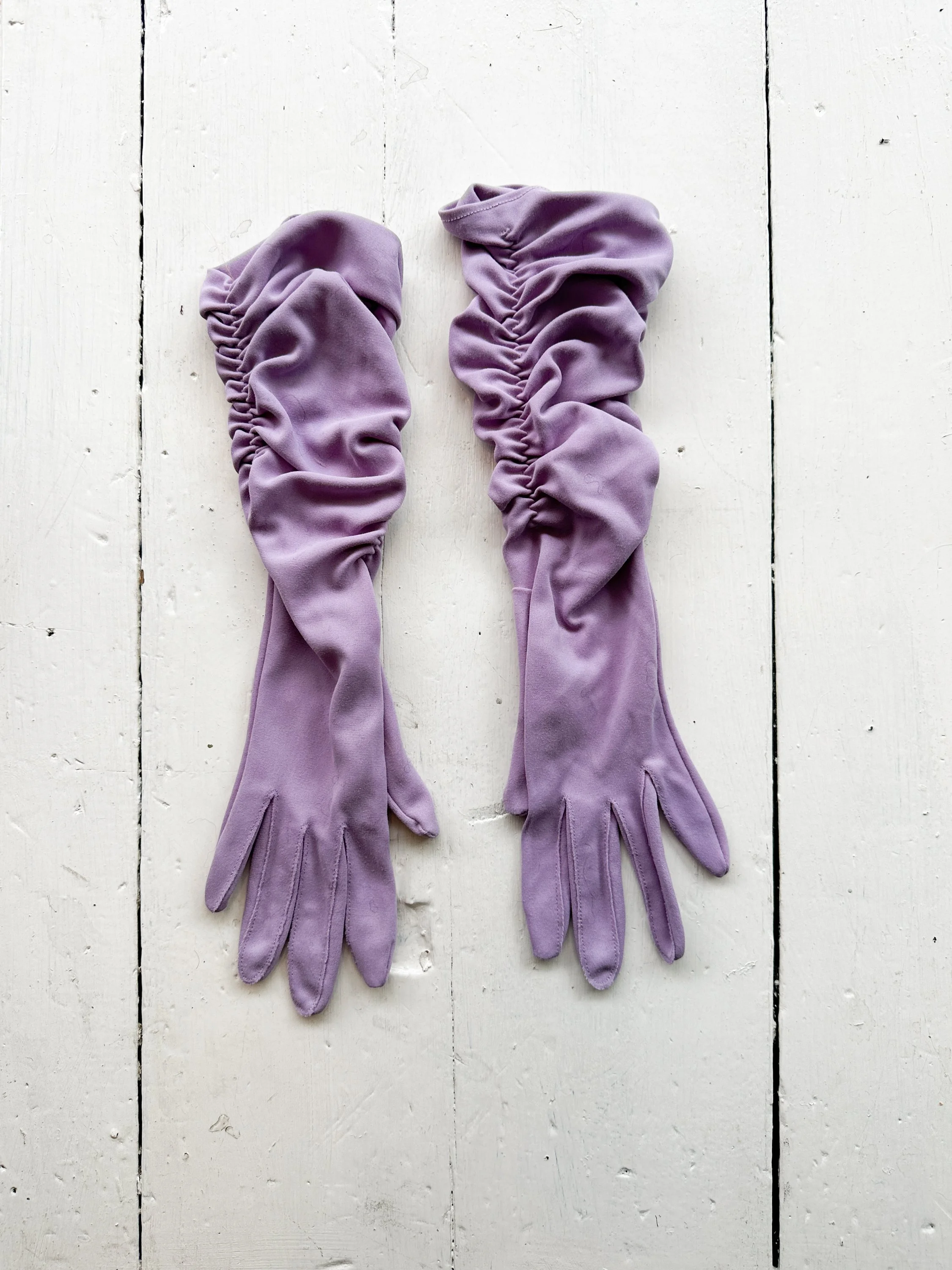 gloveds (3 of 5).jpg