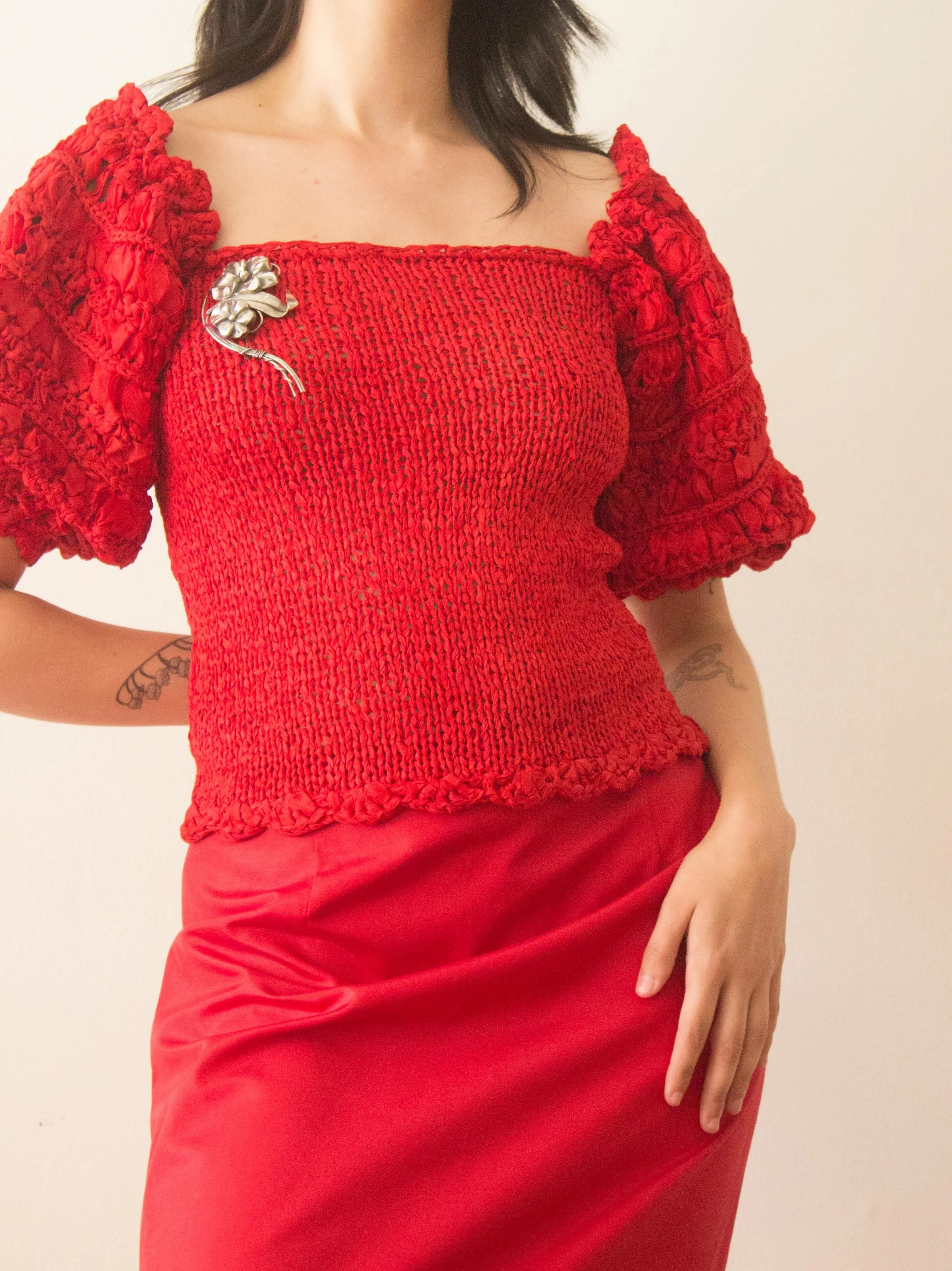 red puff sleeve (6 of 12).jpg