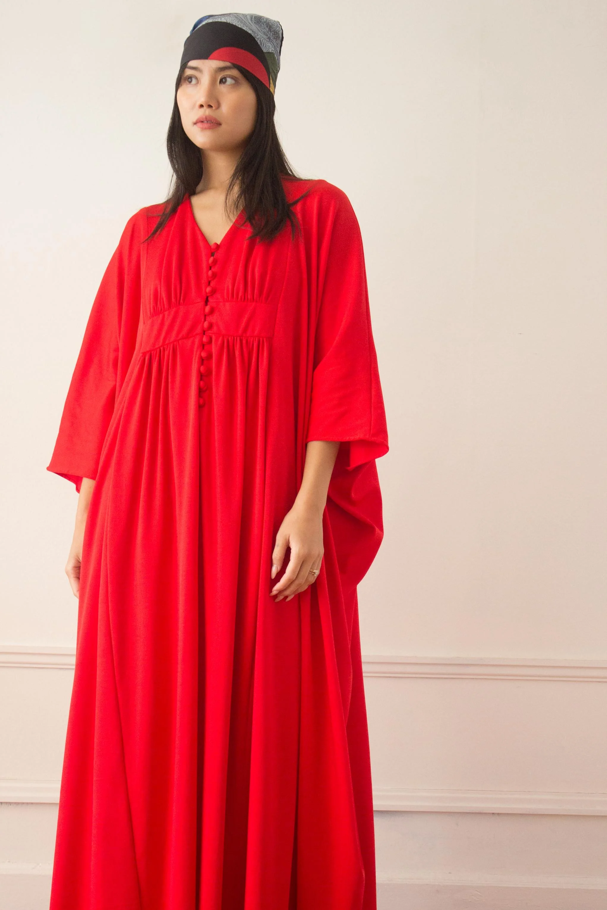 red kaftan (2 of 6).jpg