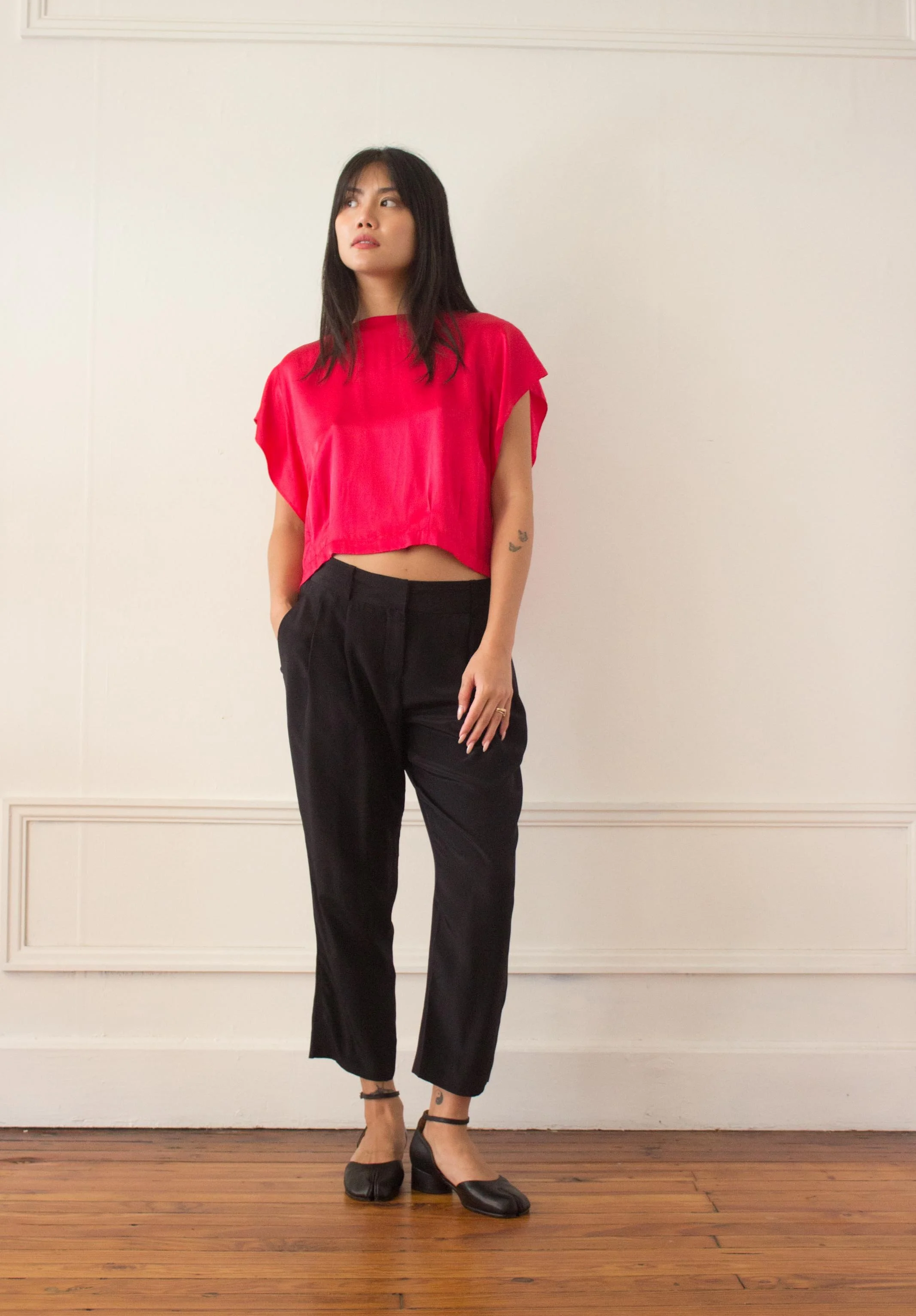 red top (3 of 4).jpg