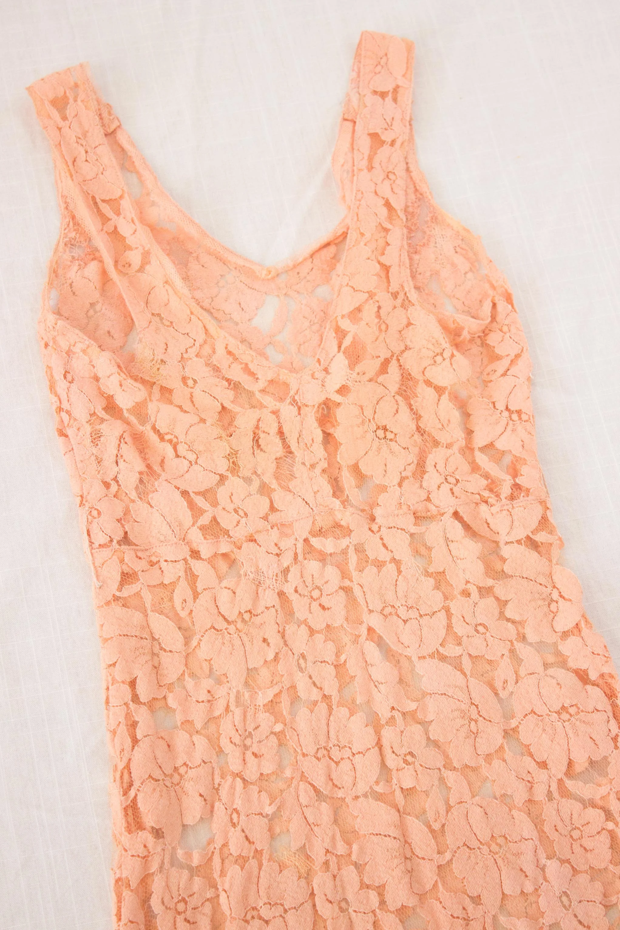 peach lace (3 of 3).jpg